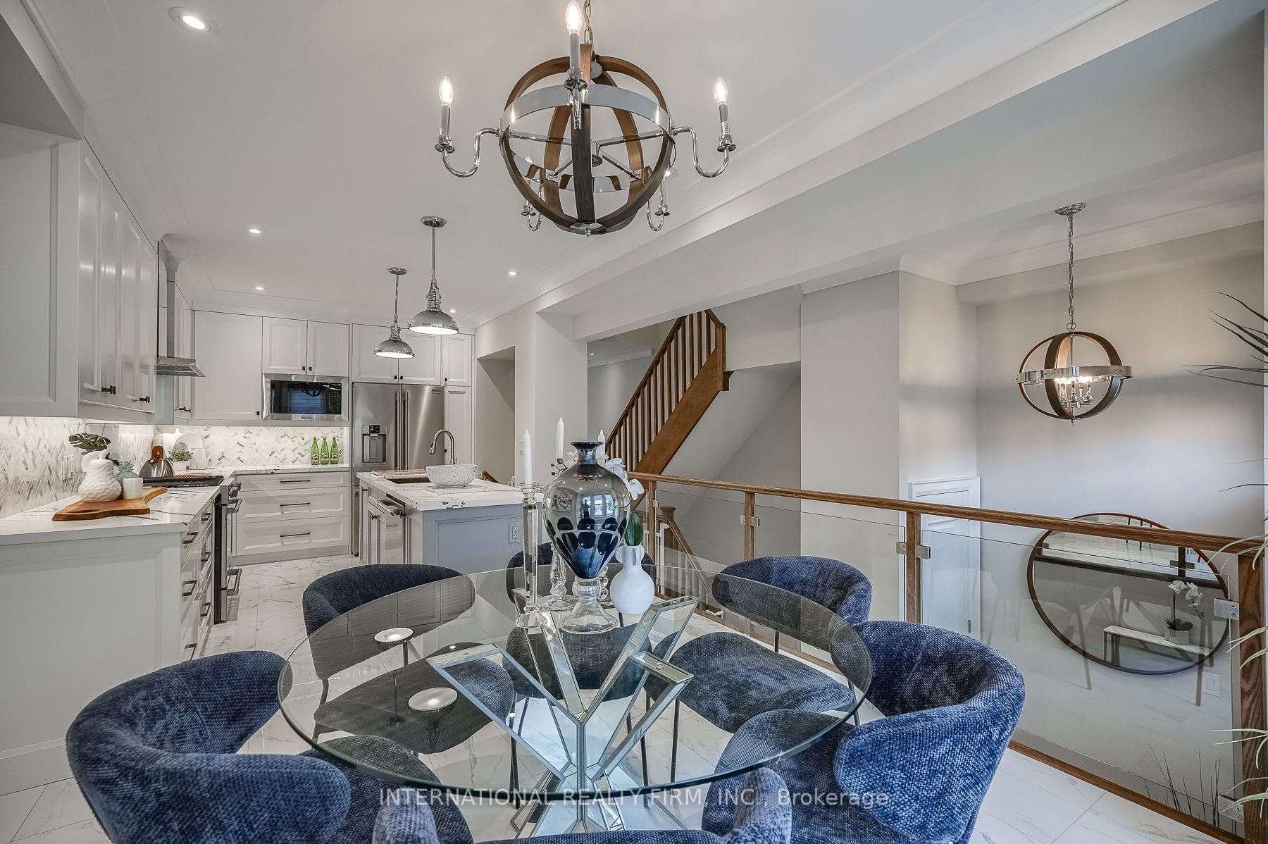6B Shamrock Ave