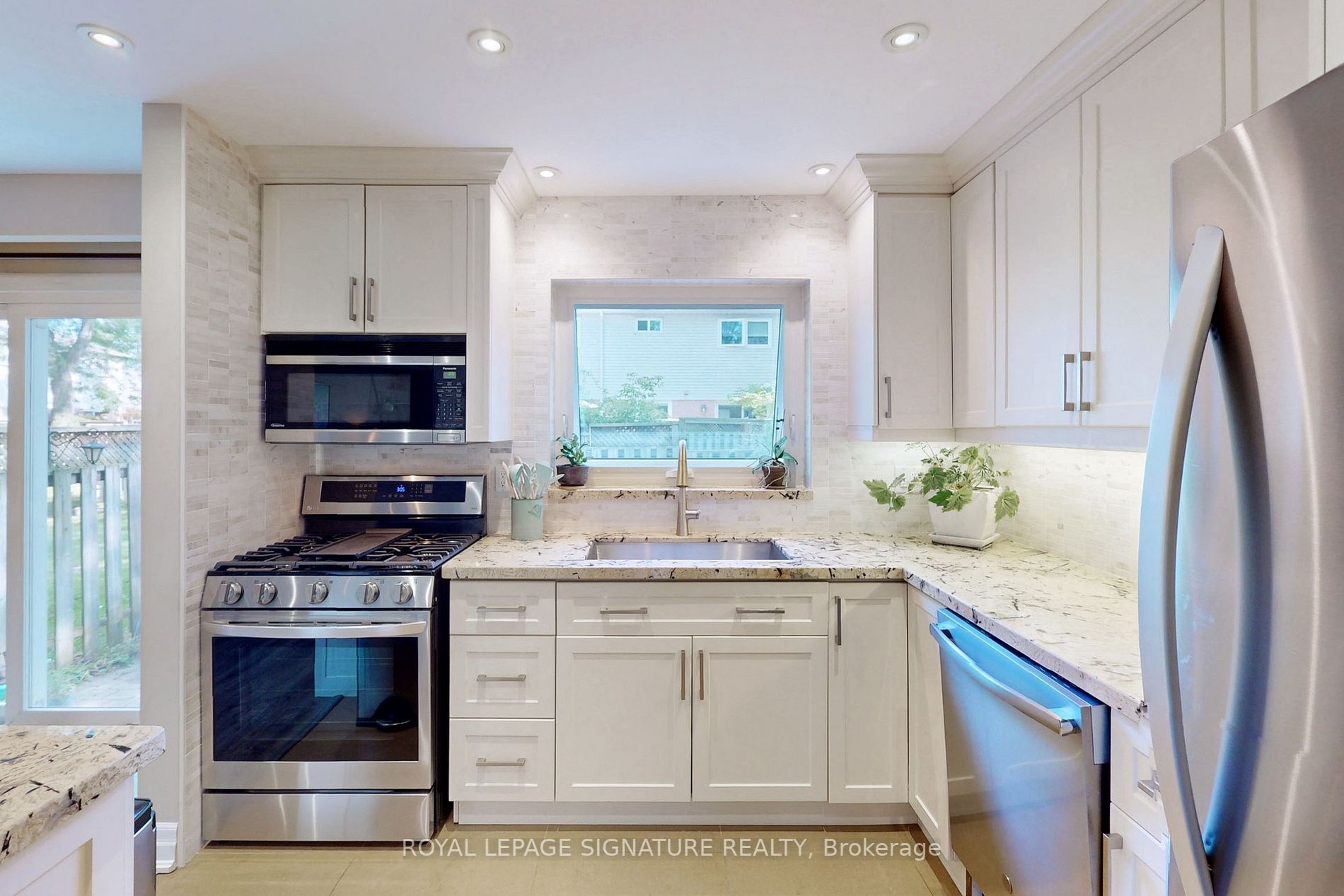 1050 Shawnmarr Rd, #87