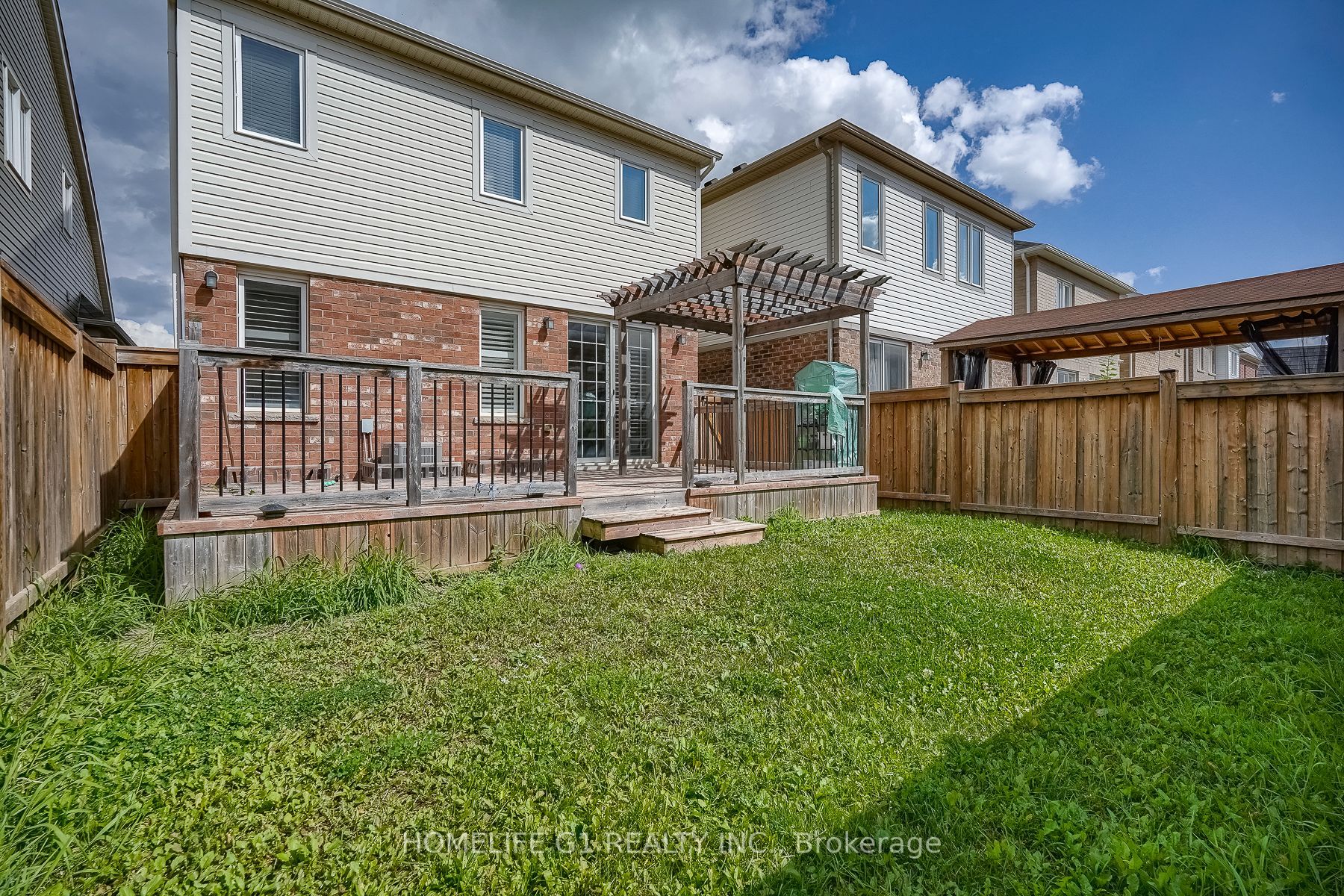 1540 Farmstead Dr