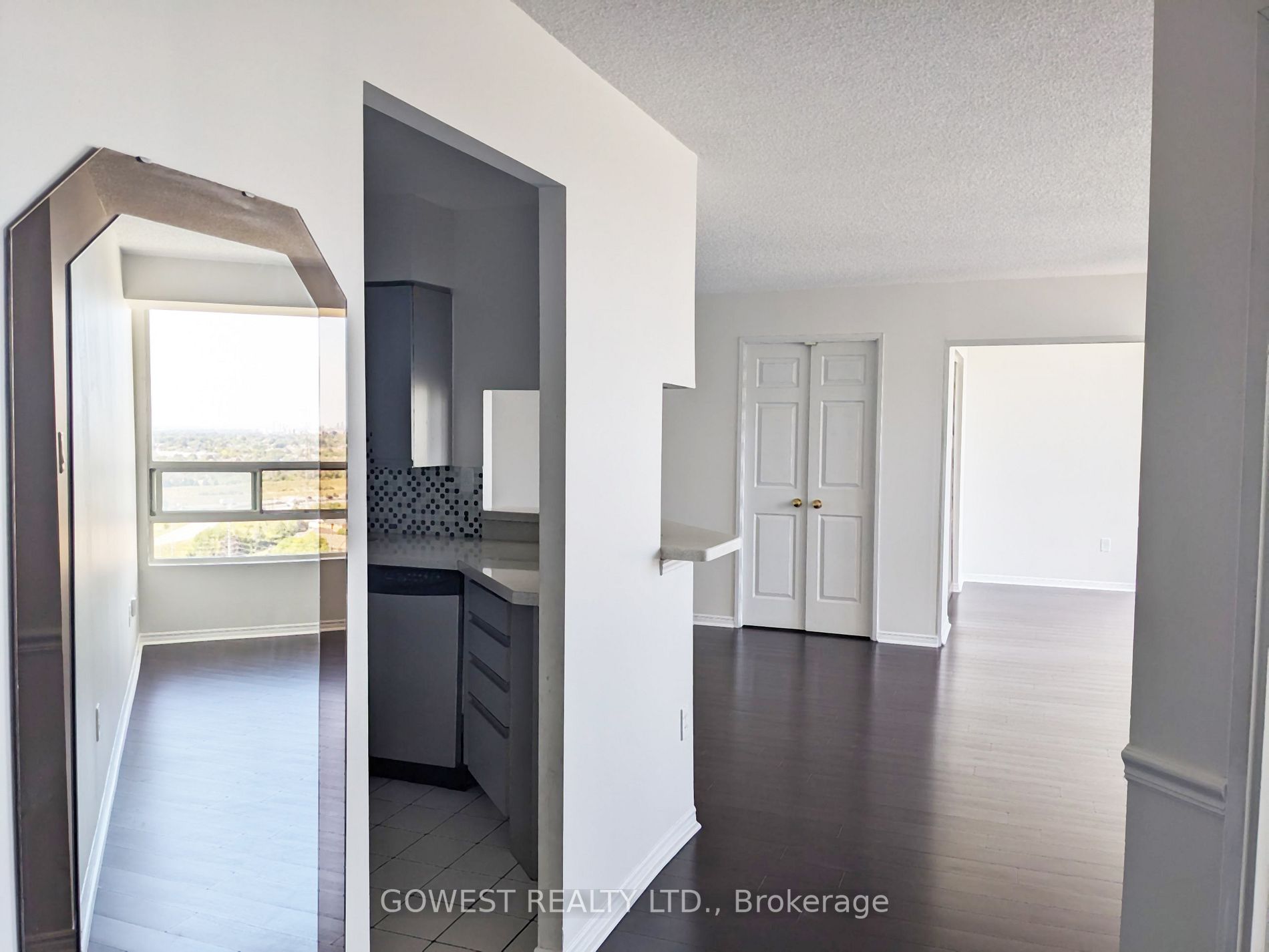 50 Kingsbridge Garden Circle, #1807