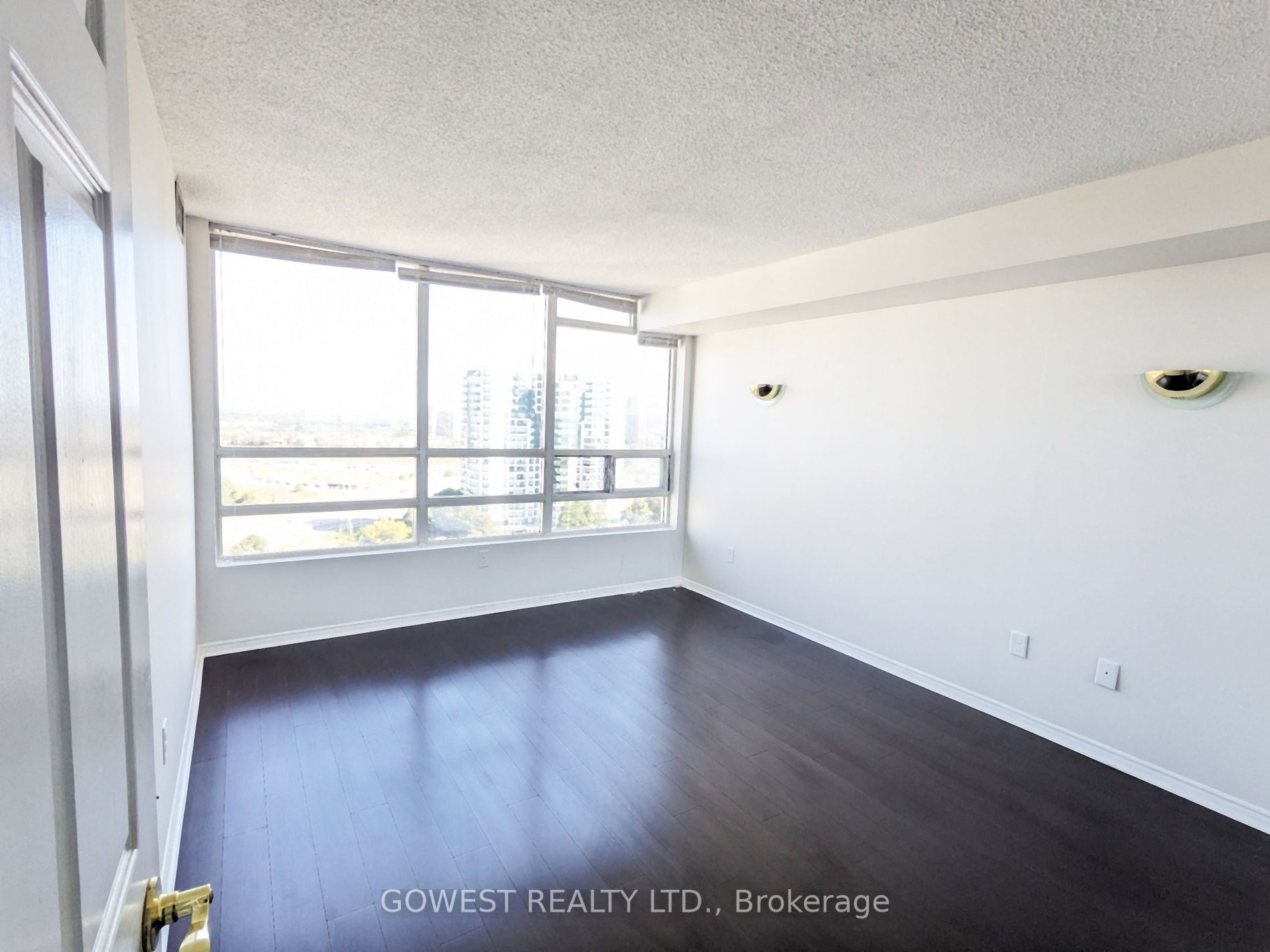 50 Kingsbridge Garden Circle, #1807