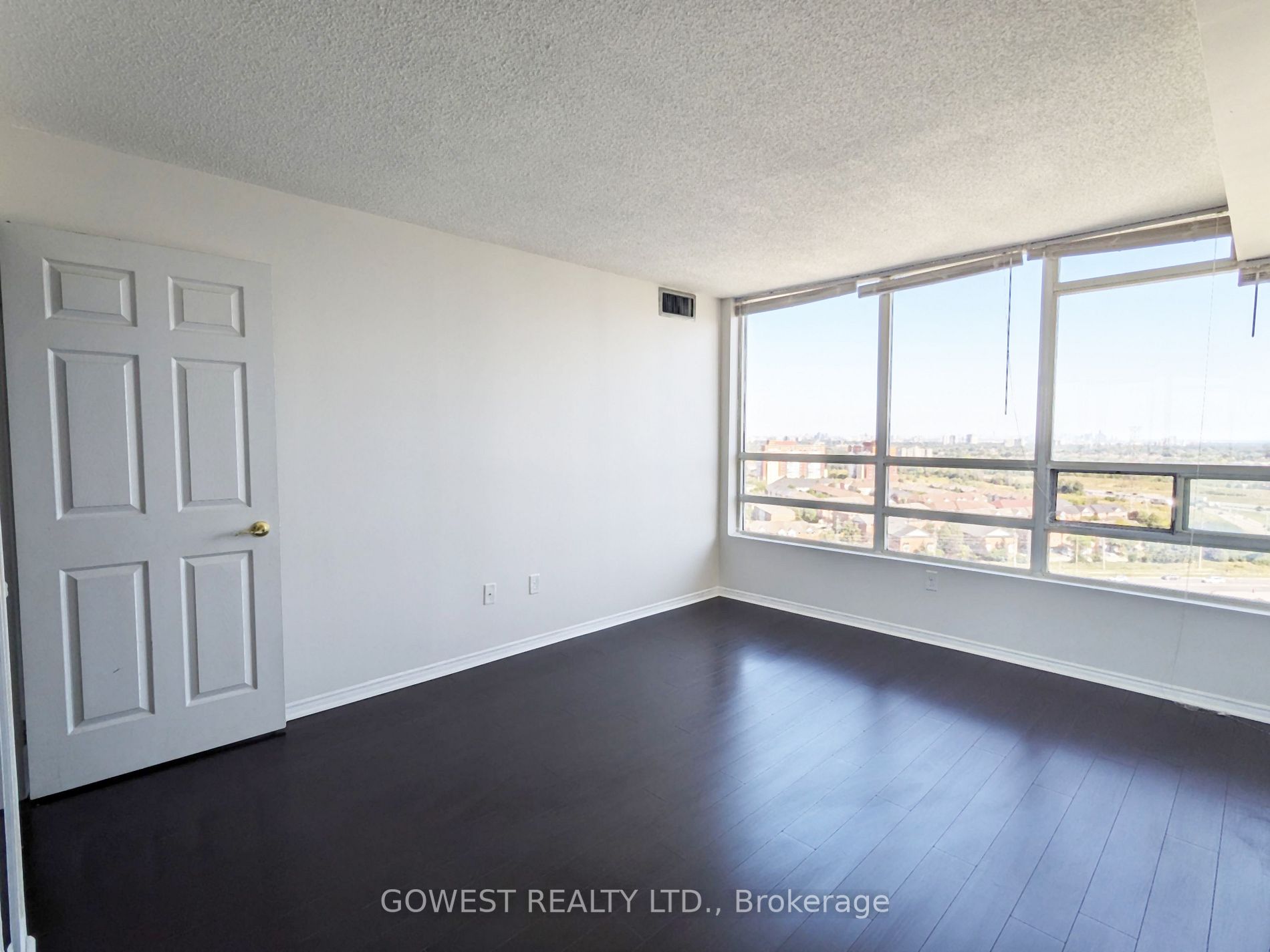 50 Kingsbridge Garden Circle, #1807