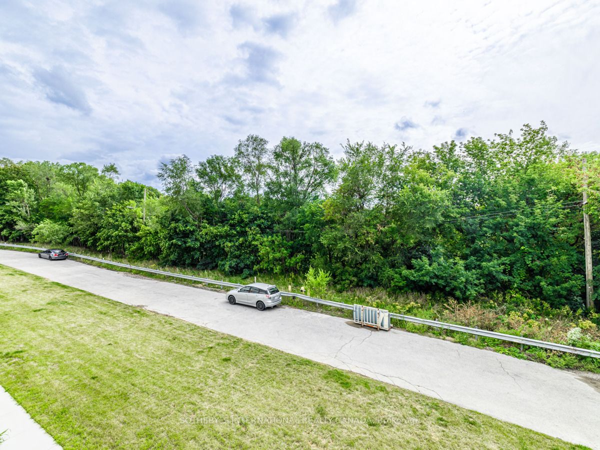 10 Wilby Cres, #106