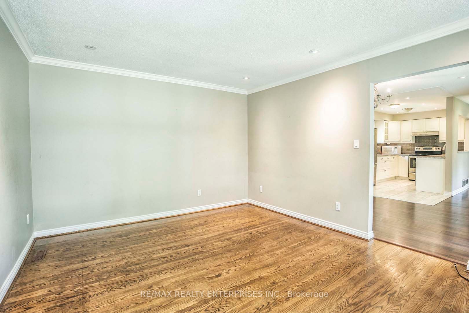 224 Pinetree Way