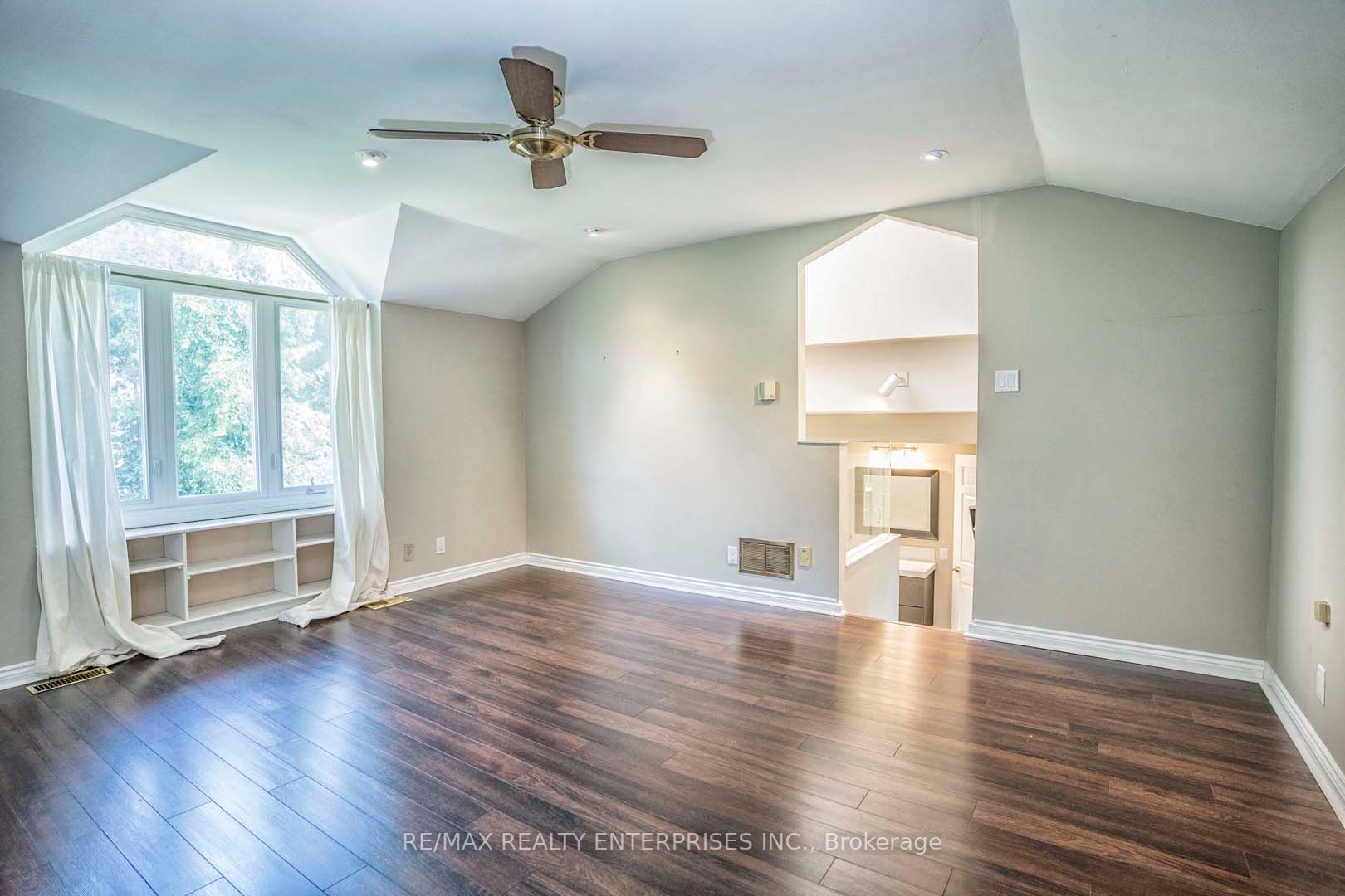 224 Pinetree Way