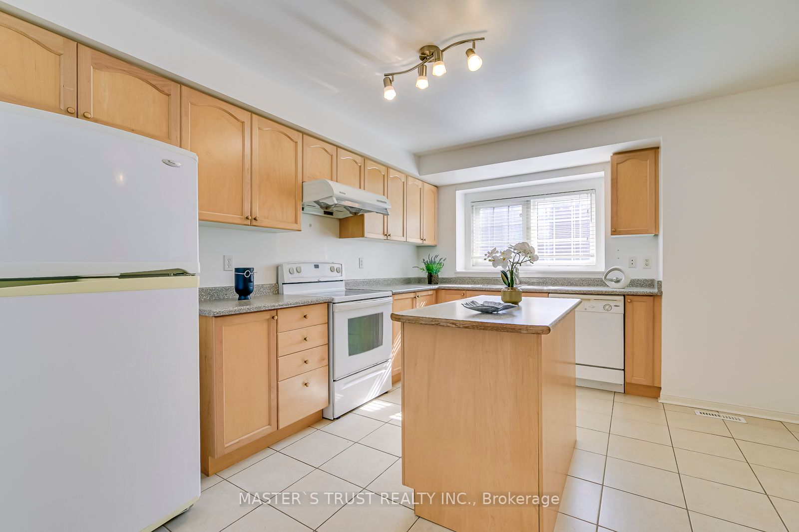 3030 Breakwater Court, #311