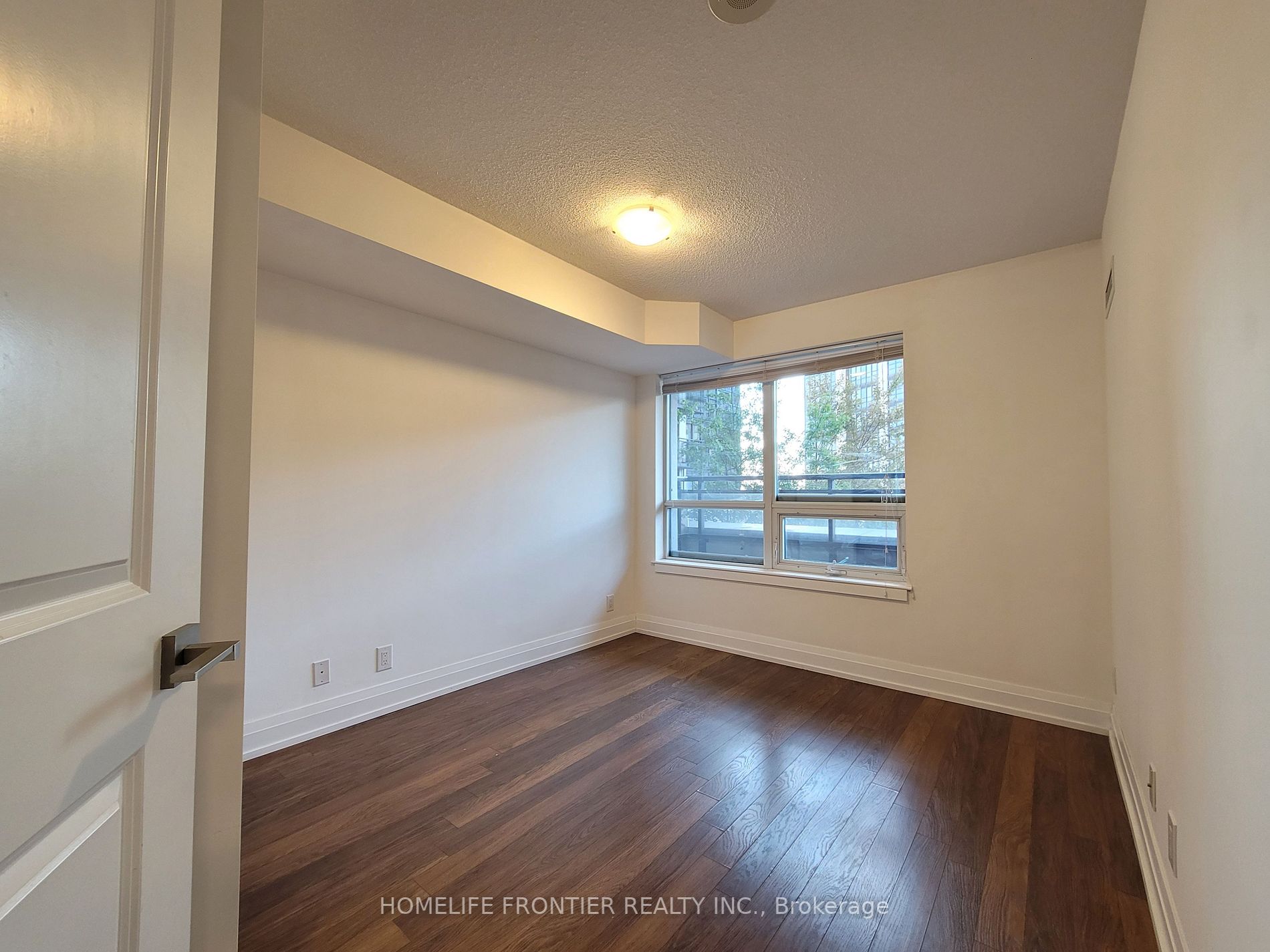 1060 Sheppard Ave W, #403