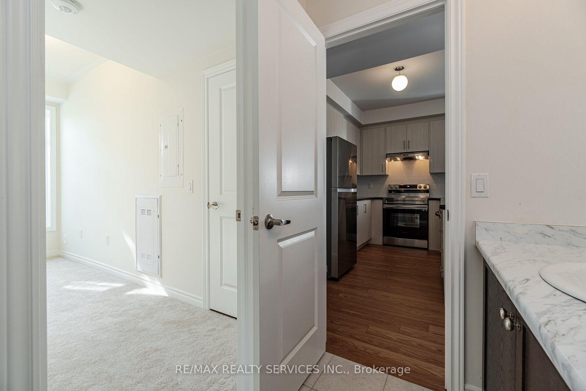 20 Halliford Place E, #101