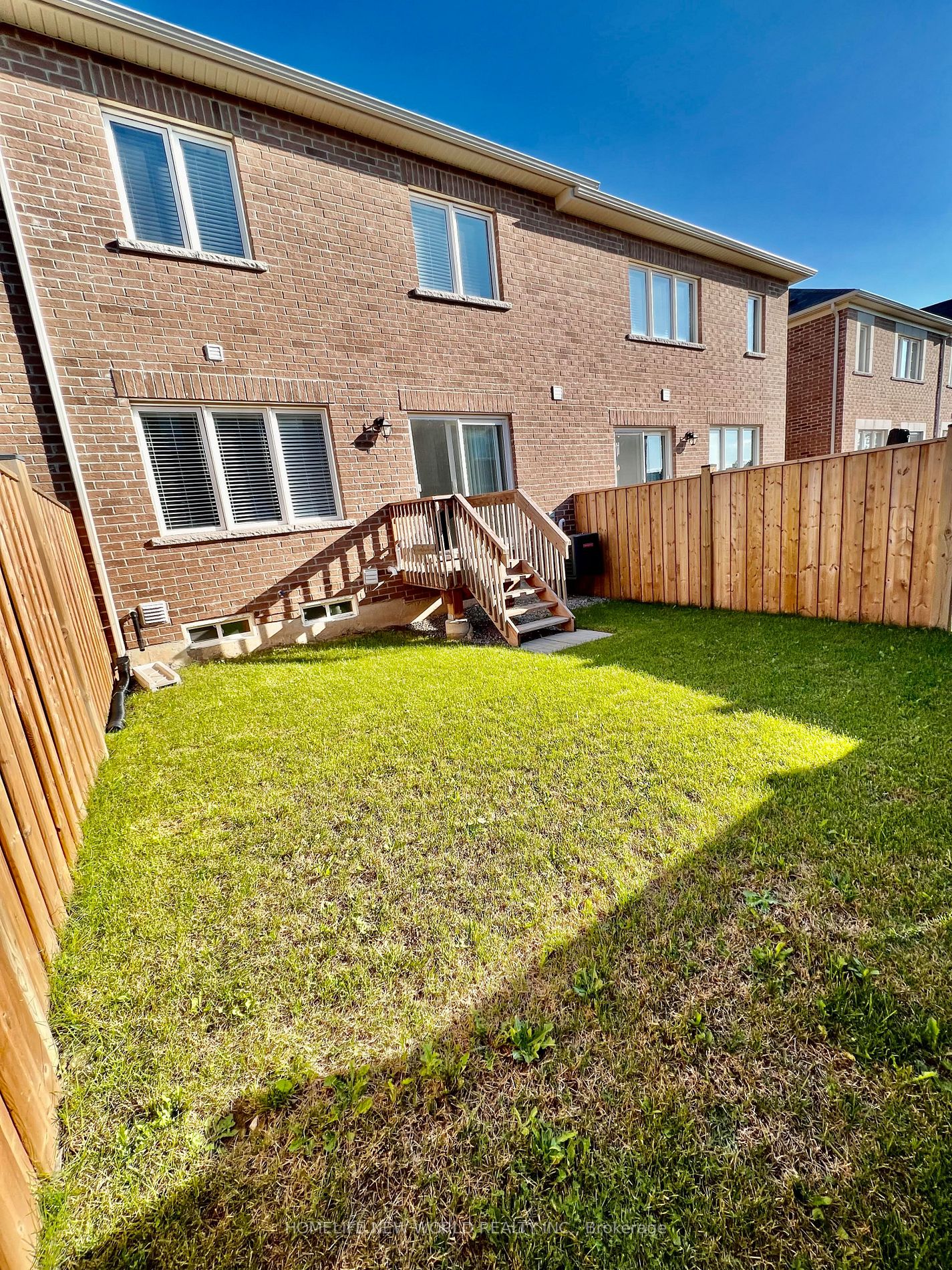 #12 - 1000 Asleton Blvd, #16