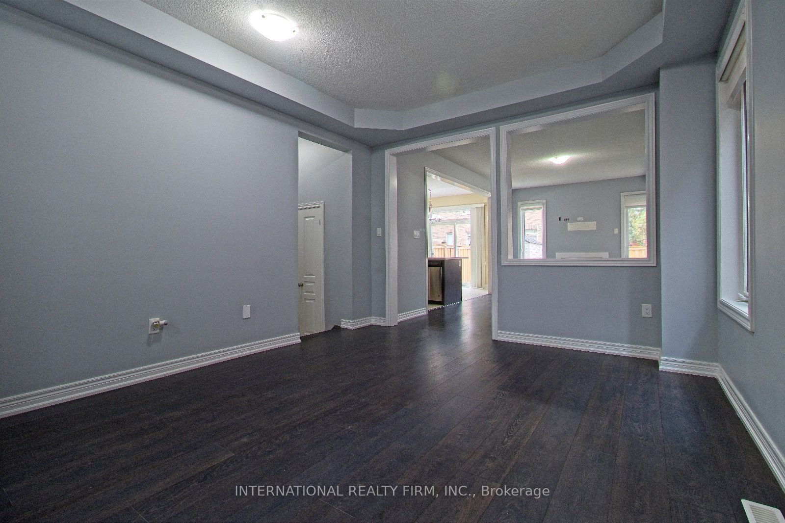 11 Monceau Rd