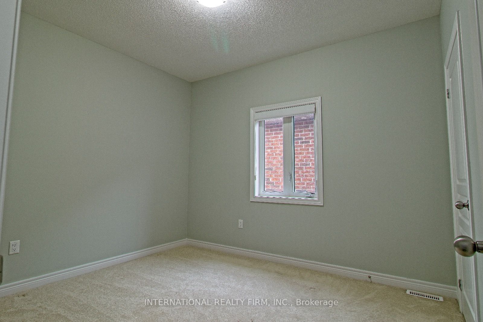 11 Monceau Rd