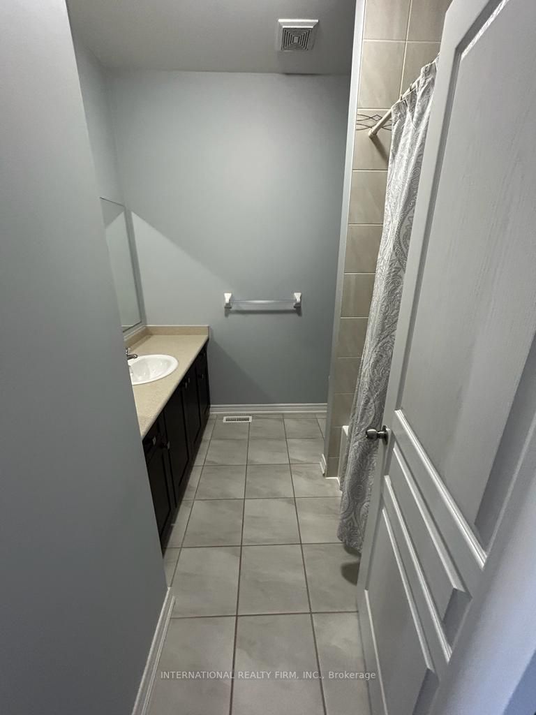 11 Monceau Rd