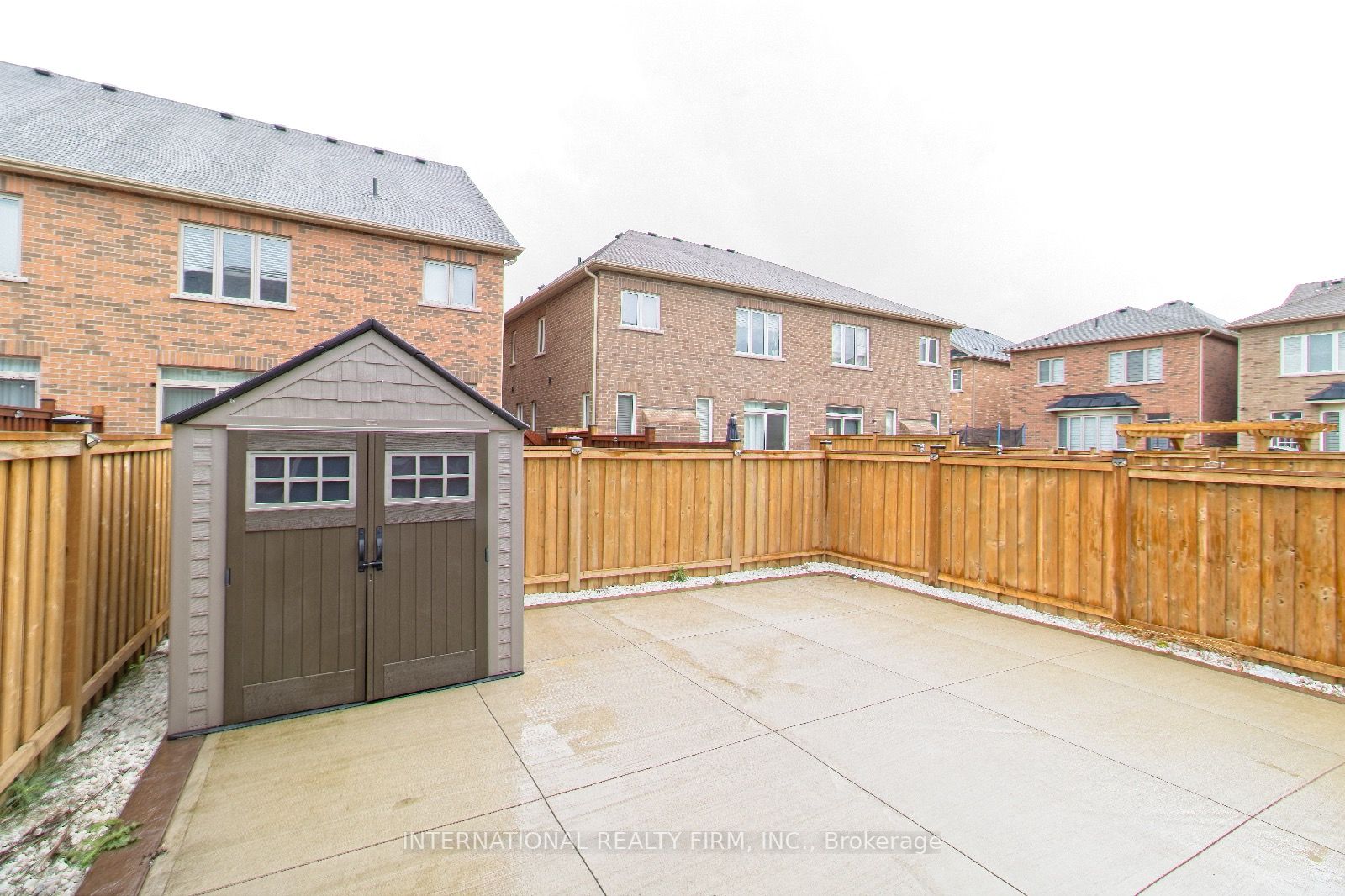11 Monceau Rd