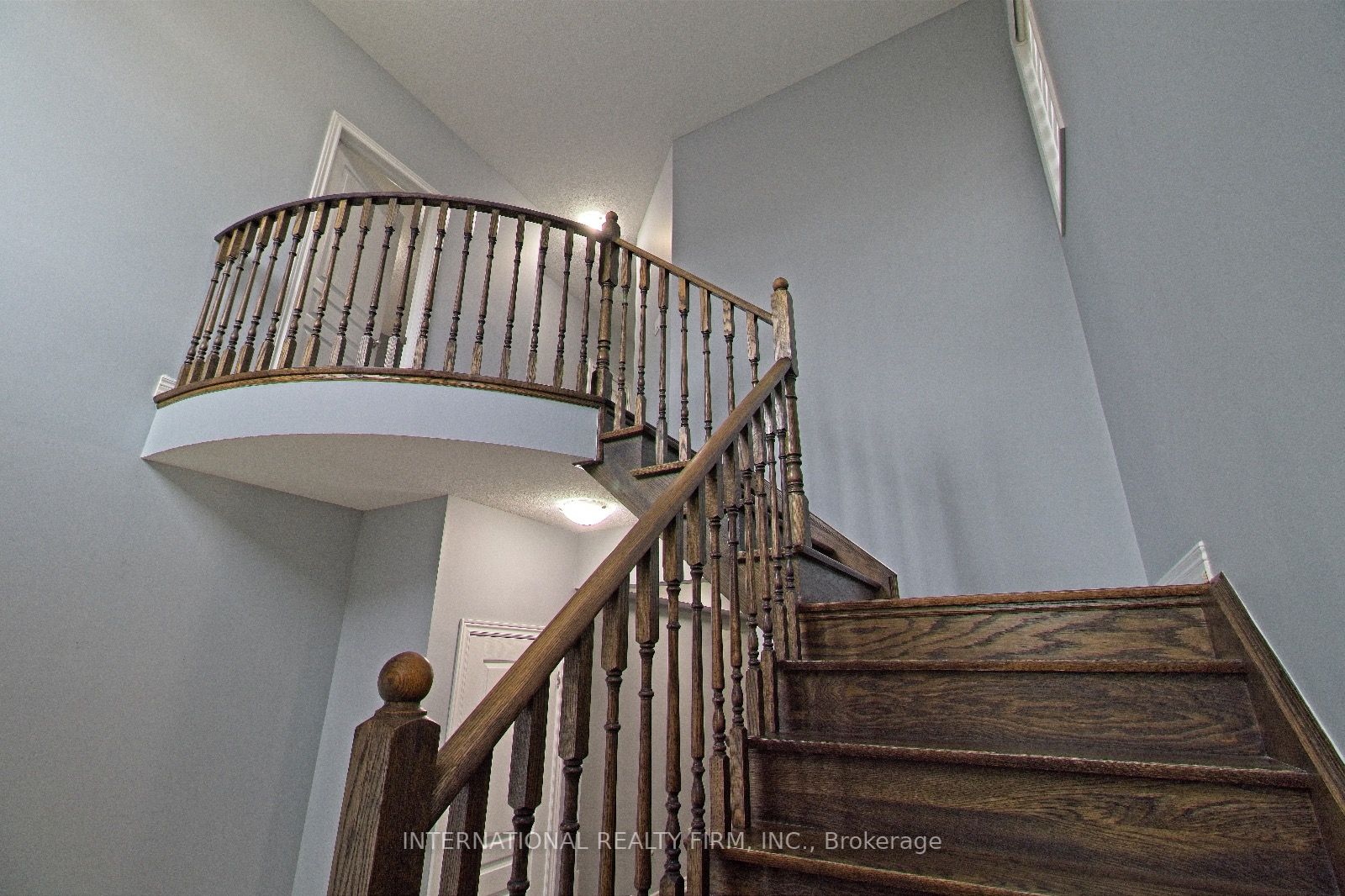 11 Monceau Rd