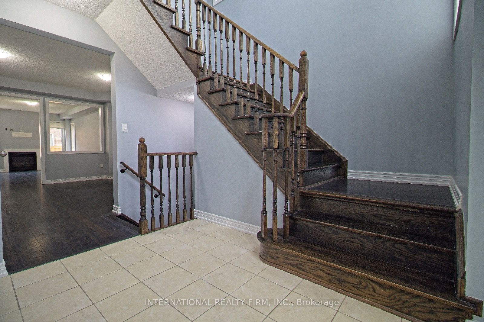 11 Monceau Rd