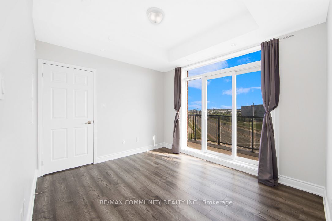 50 Sky Harbour Drive, #406