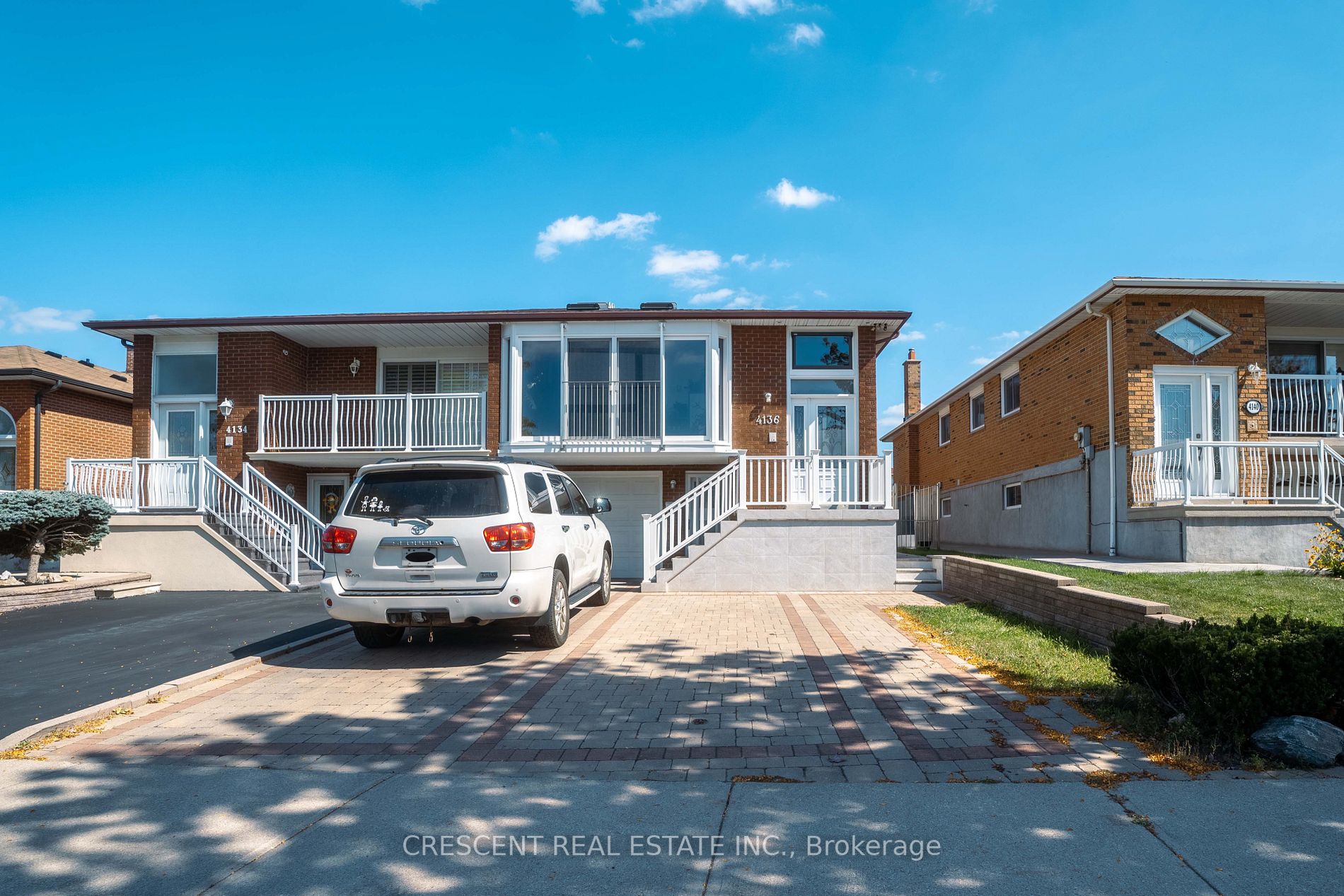 4136 Dunmow Crescent, #Lower