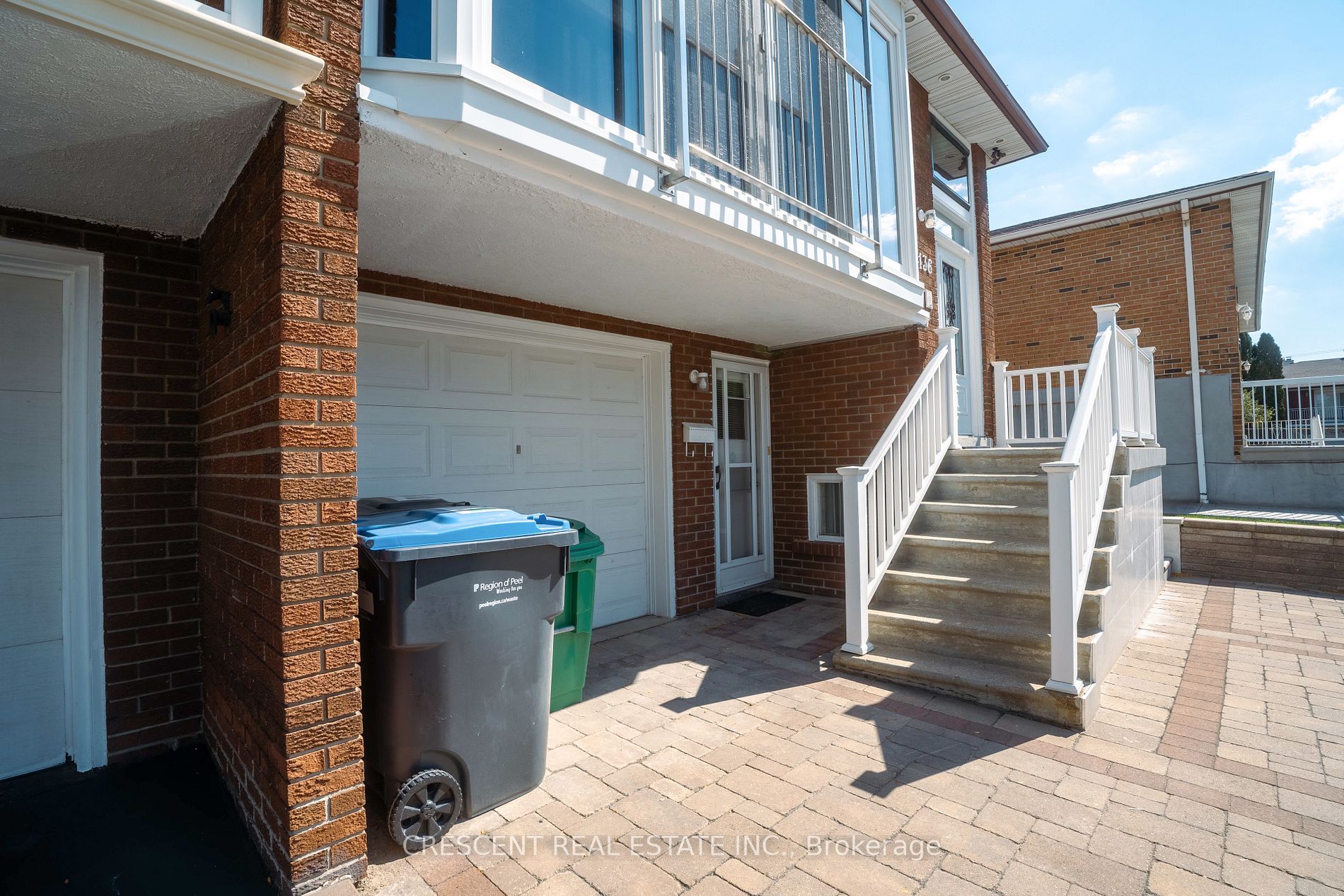 4136 Dunmow Crescent, #Lower