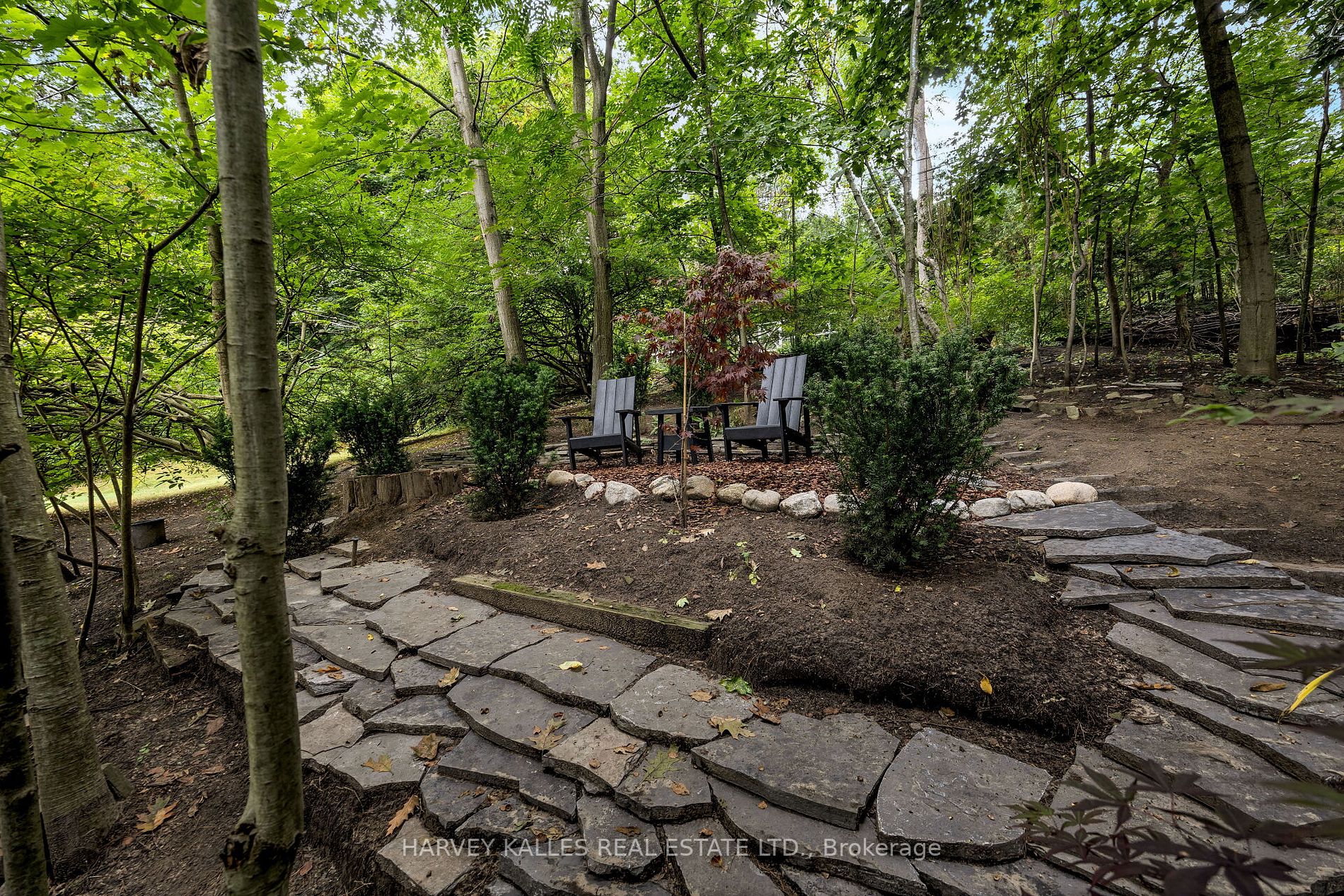 44 Ellis Park Rd