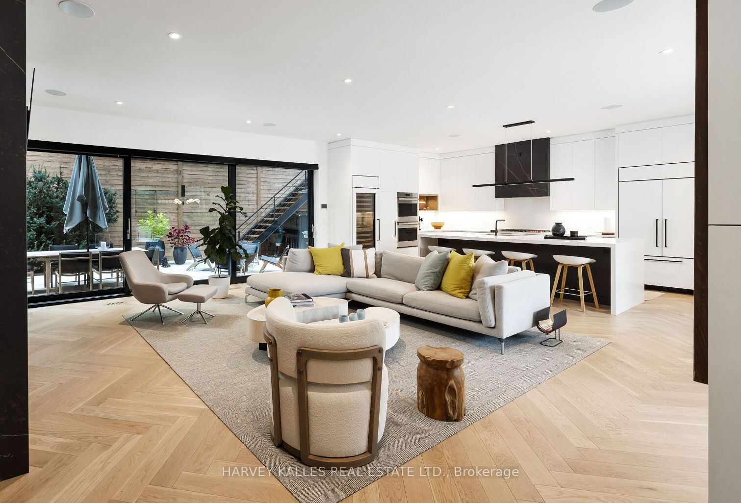 44 Ellis Park Rd