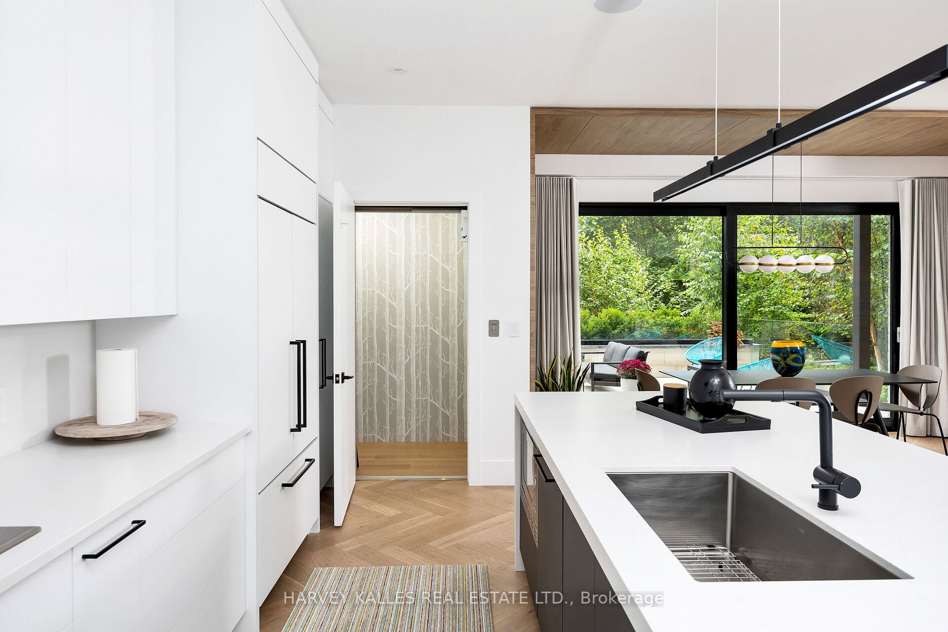 44 Ellis Park Rd