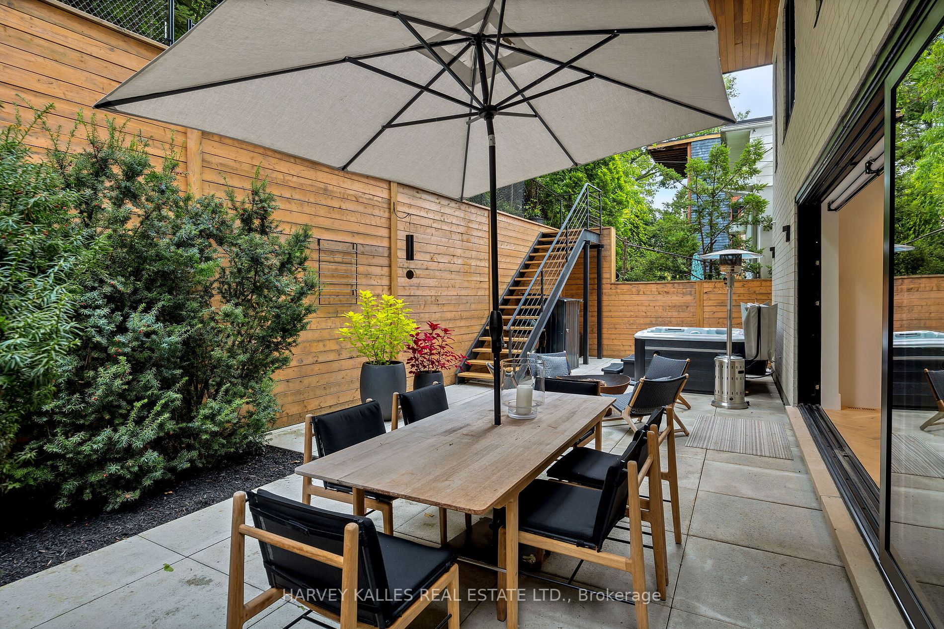 44 Ellis Park Rd