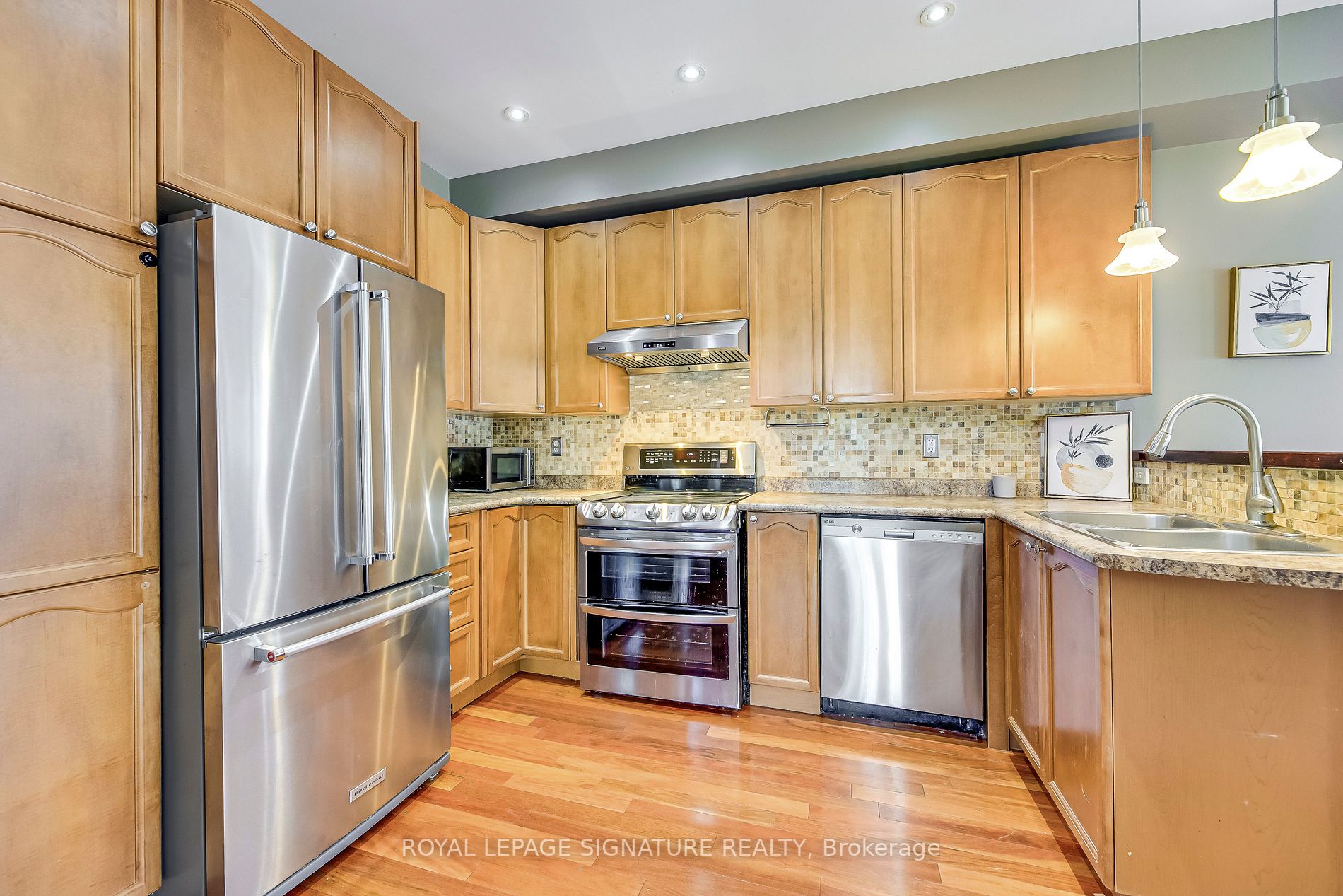 2372 Hilda Drive