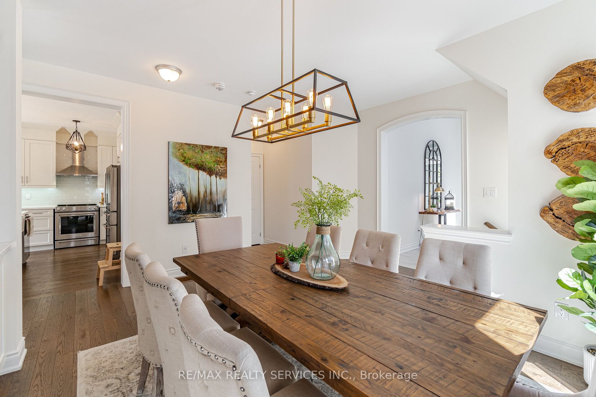 17 Prairie Creek Crescent