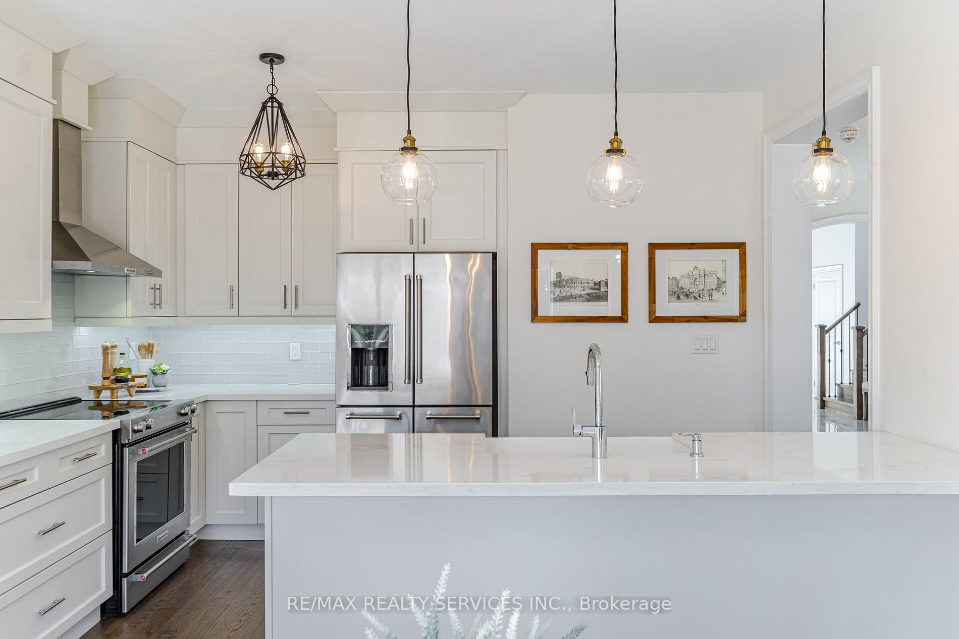 17 Prairie Creek Crescent