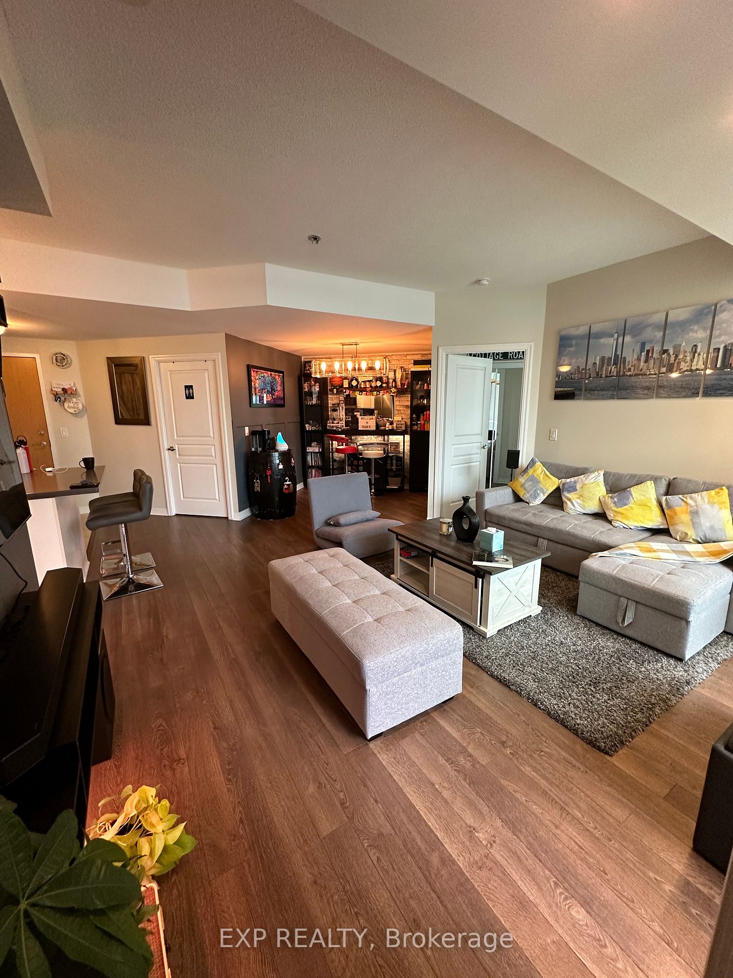 3939 Duke Of York Boulevard, #1003