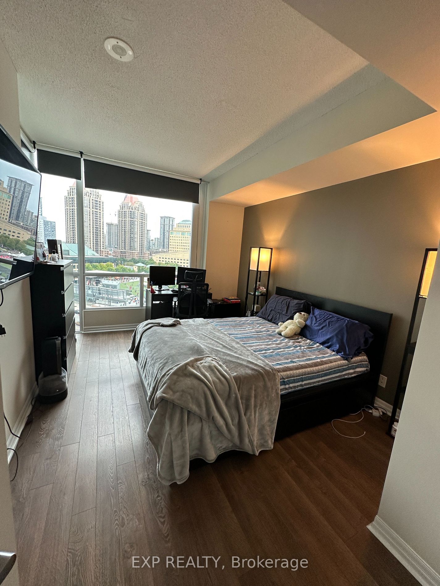 3939 Duke Of York Boulevard, #1003