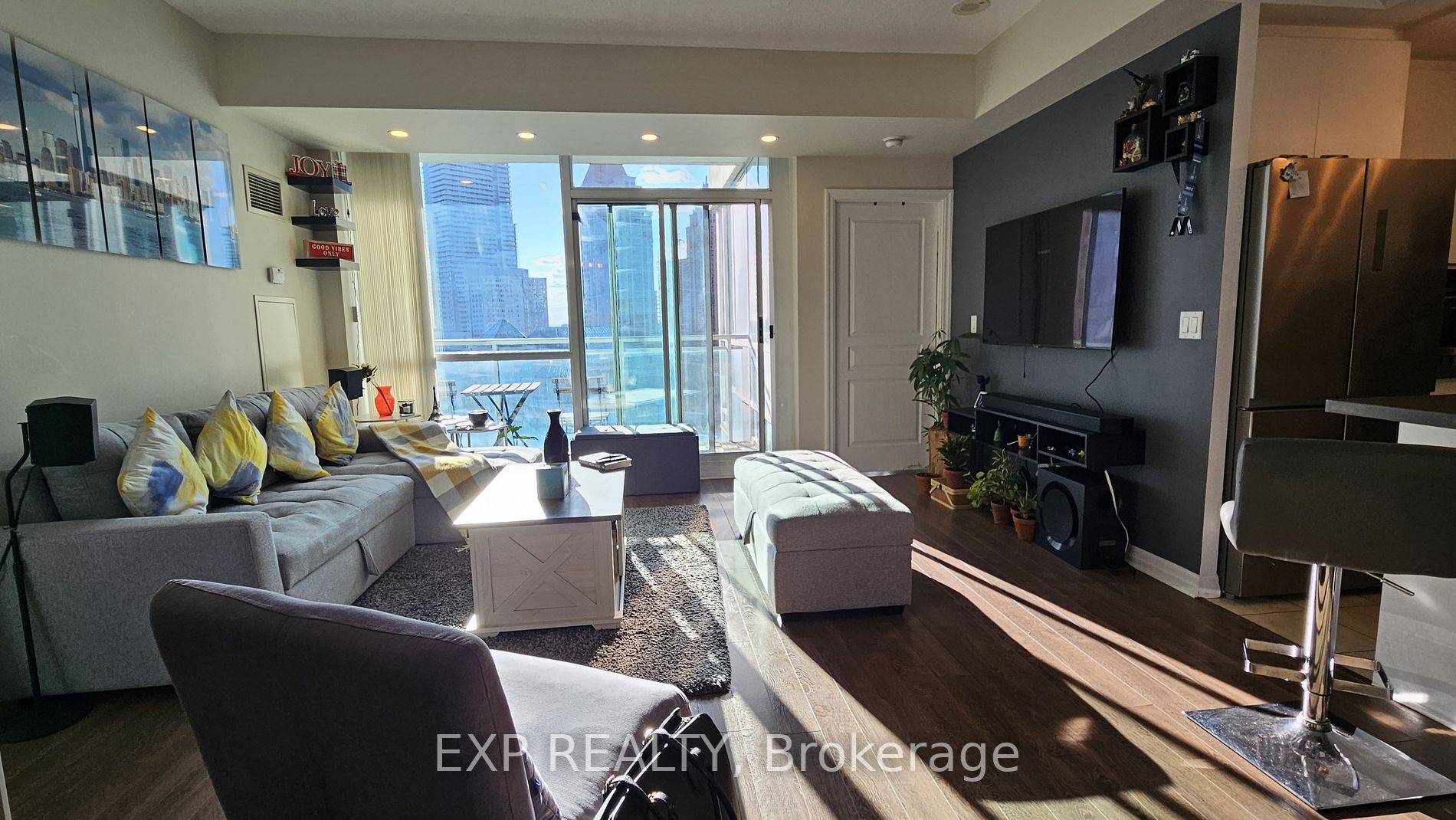 3939 Duke Of York Blvd, #1003