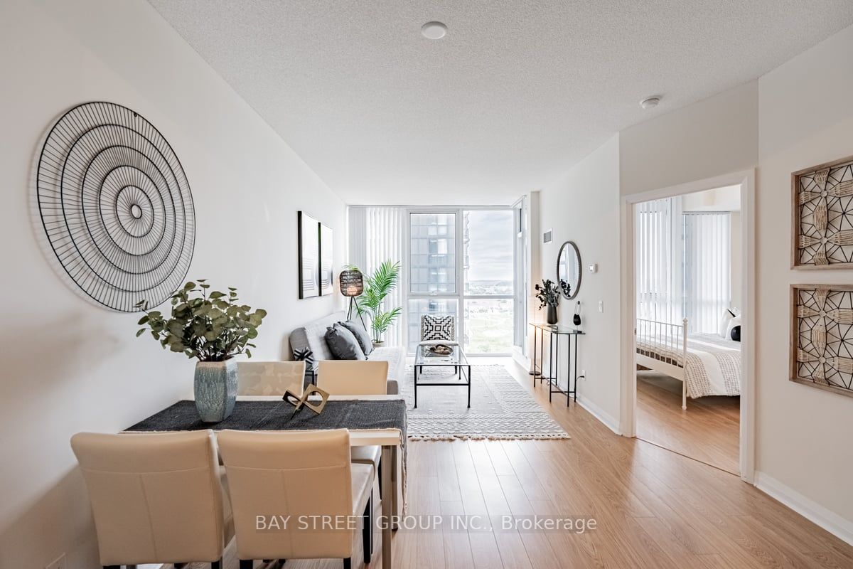 55 Eglinton Avenue W, #1401