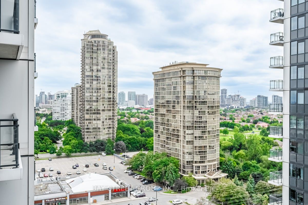 55 Eglinton Avenue W, #1401