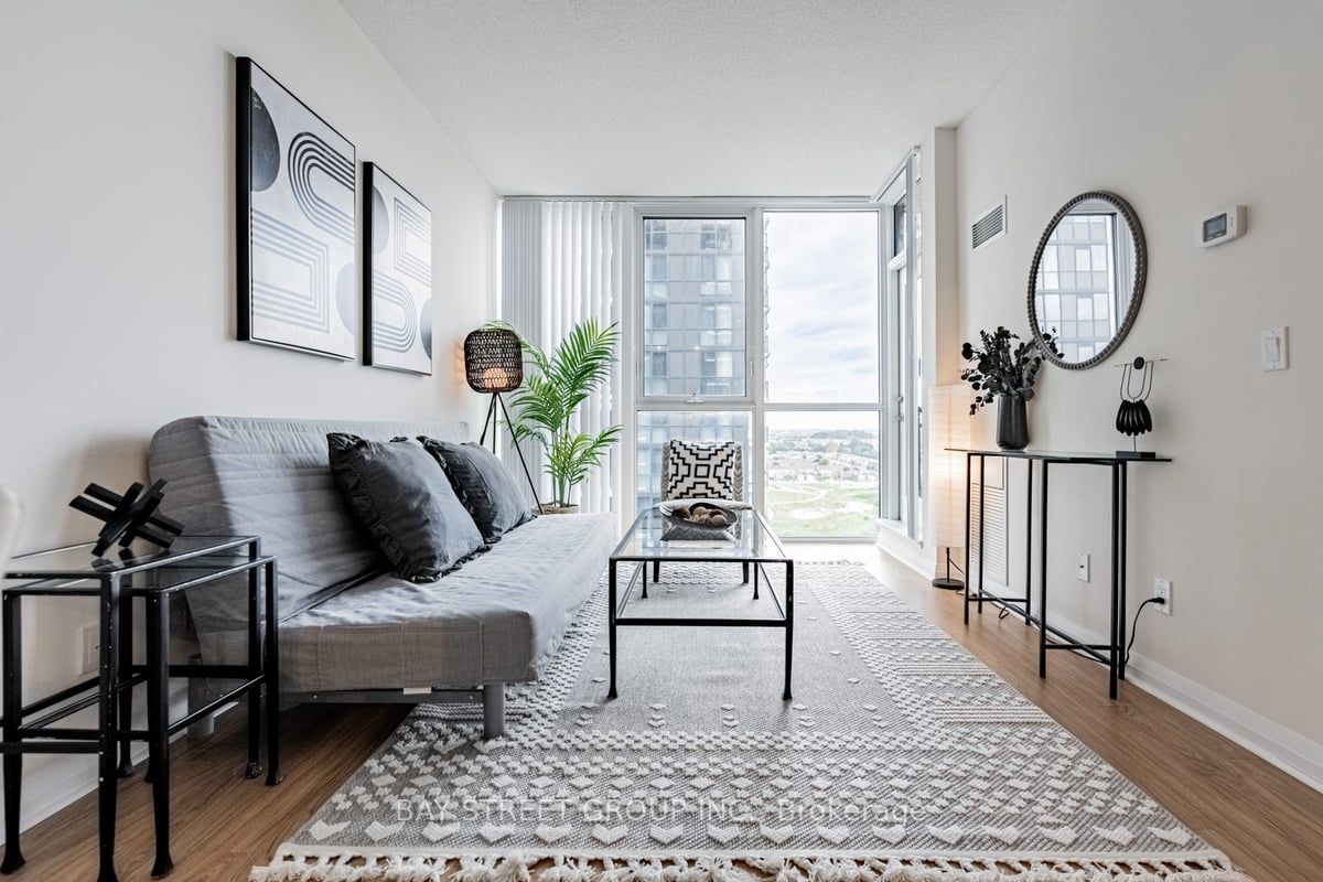 55 Eglinton Avenue W, #1401