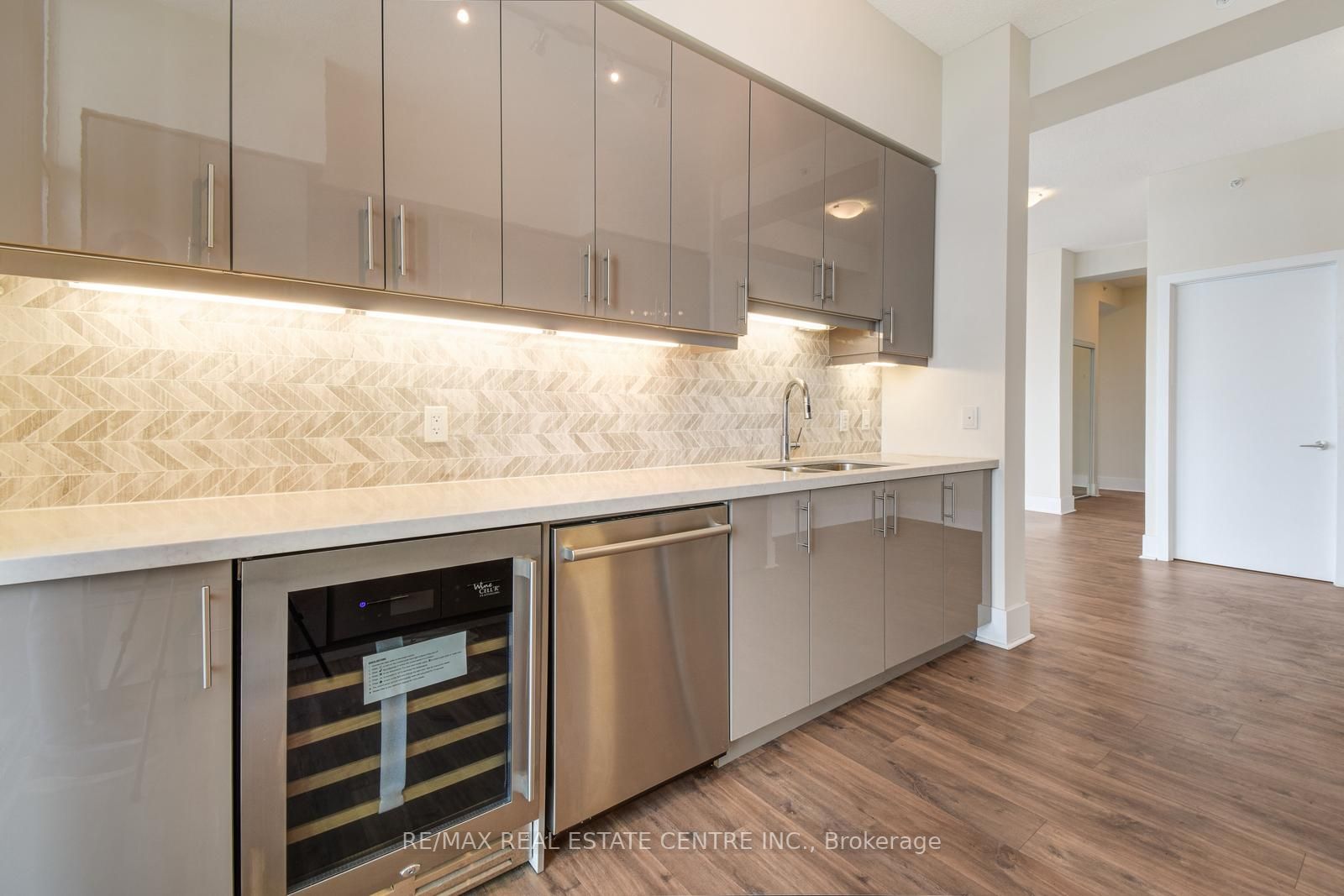 3975 Grand Park Dr, #4606