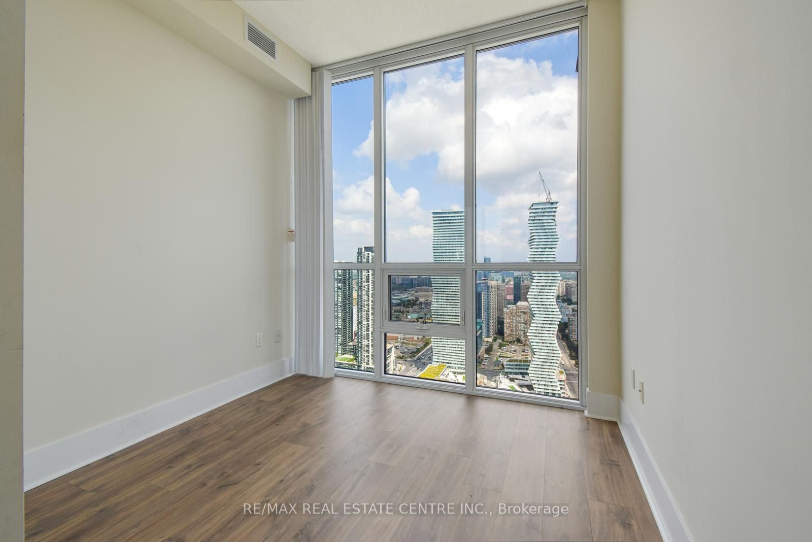 3975 Grand Park Dr, #4606