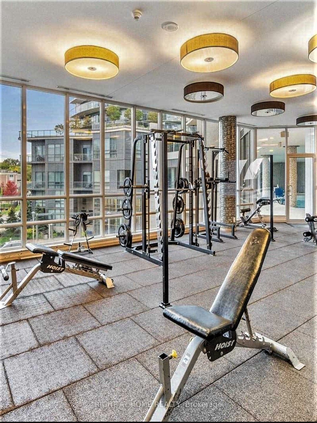15 Legion Rd, #1403