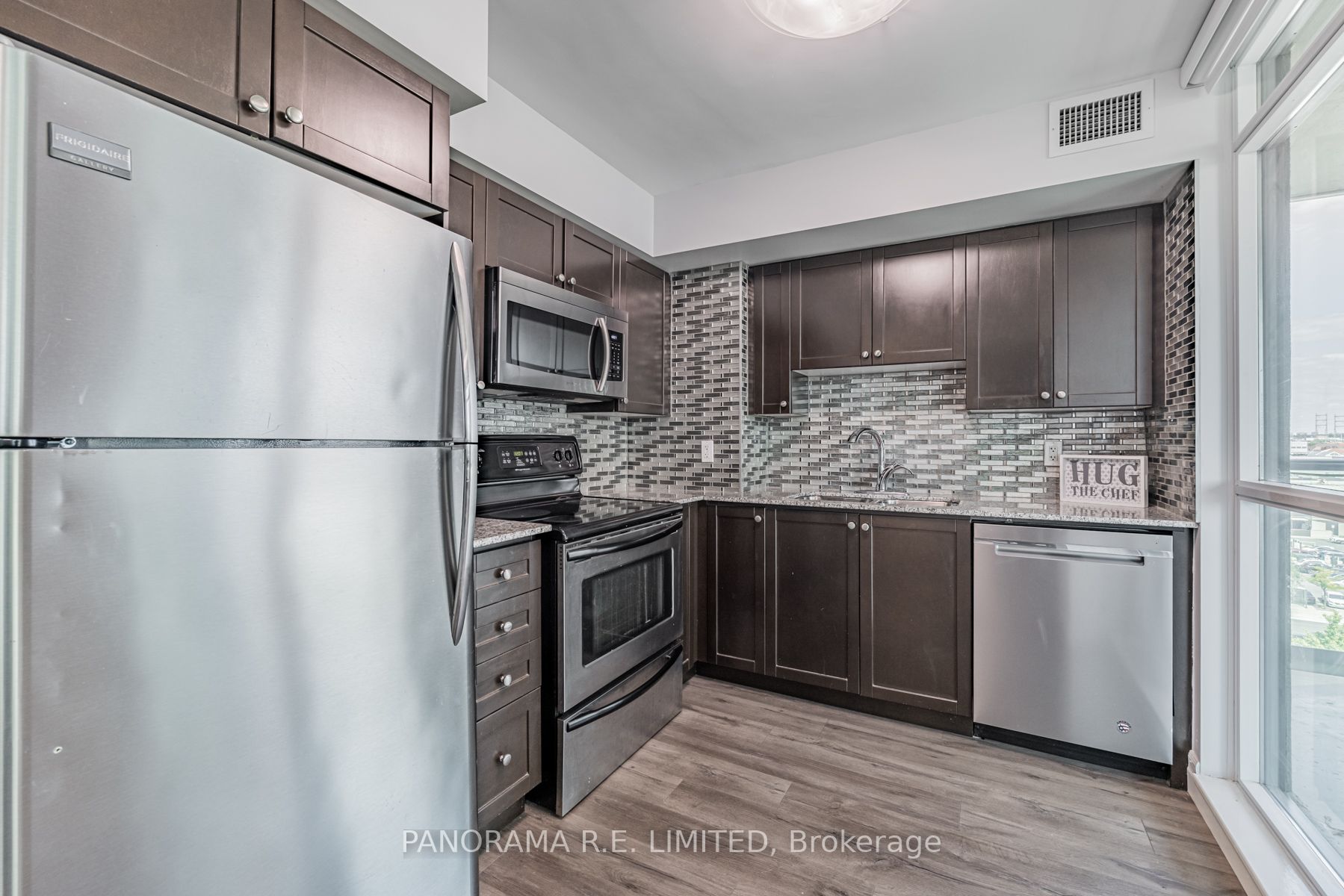 225 Sherway Gardens Rd, #805