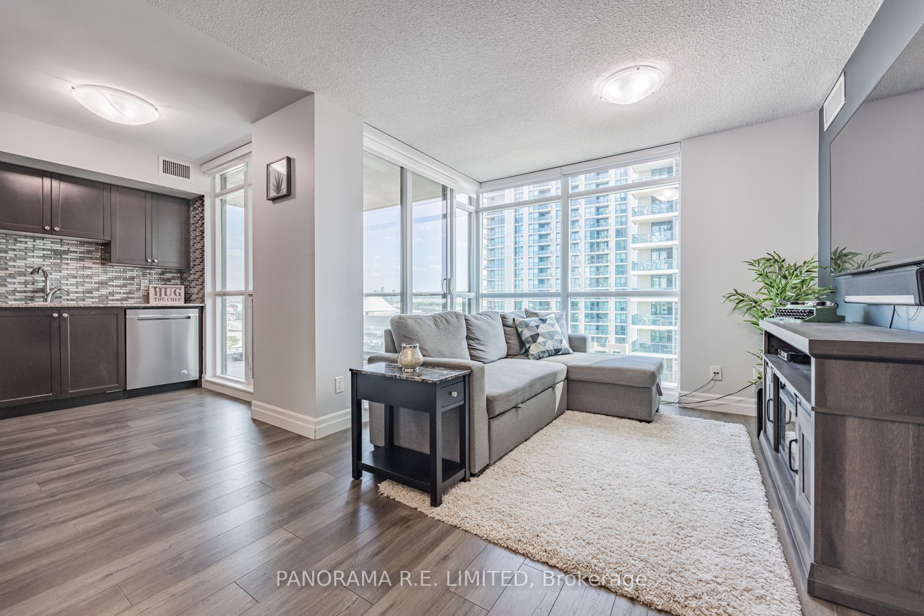 225 Sherway Gardens Rd, #805