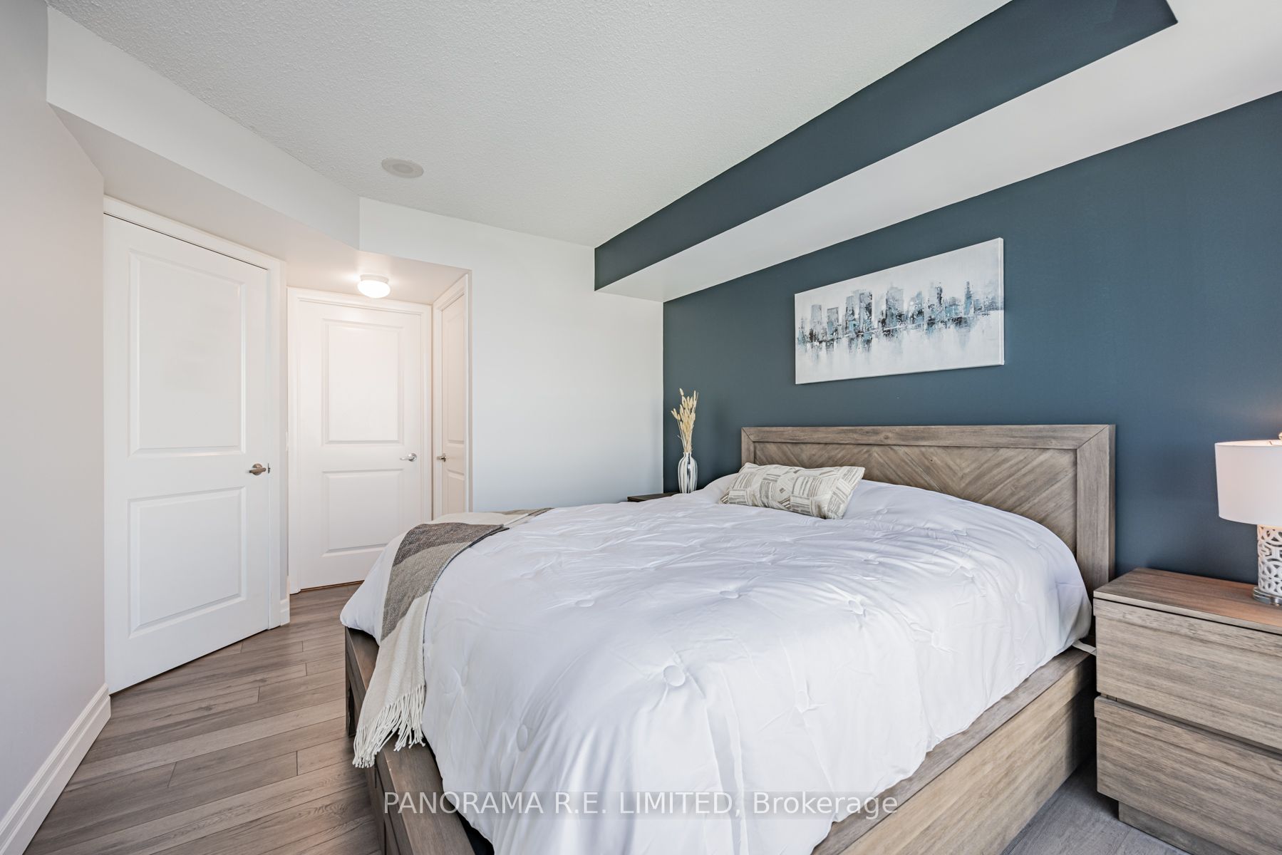 225 Sherway Gardens Rd, #805