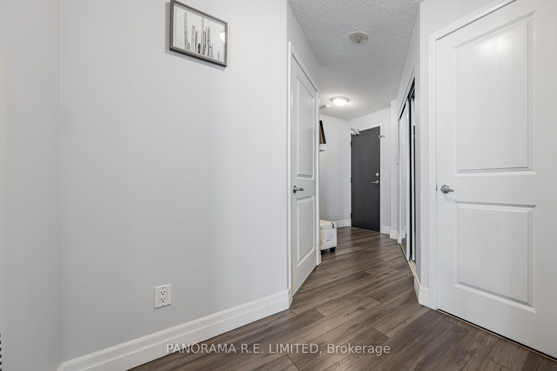 225 Sherway Gardens Rd, #805