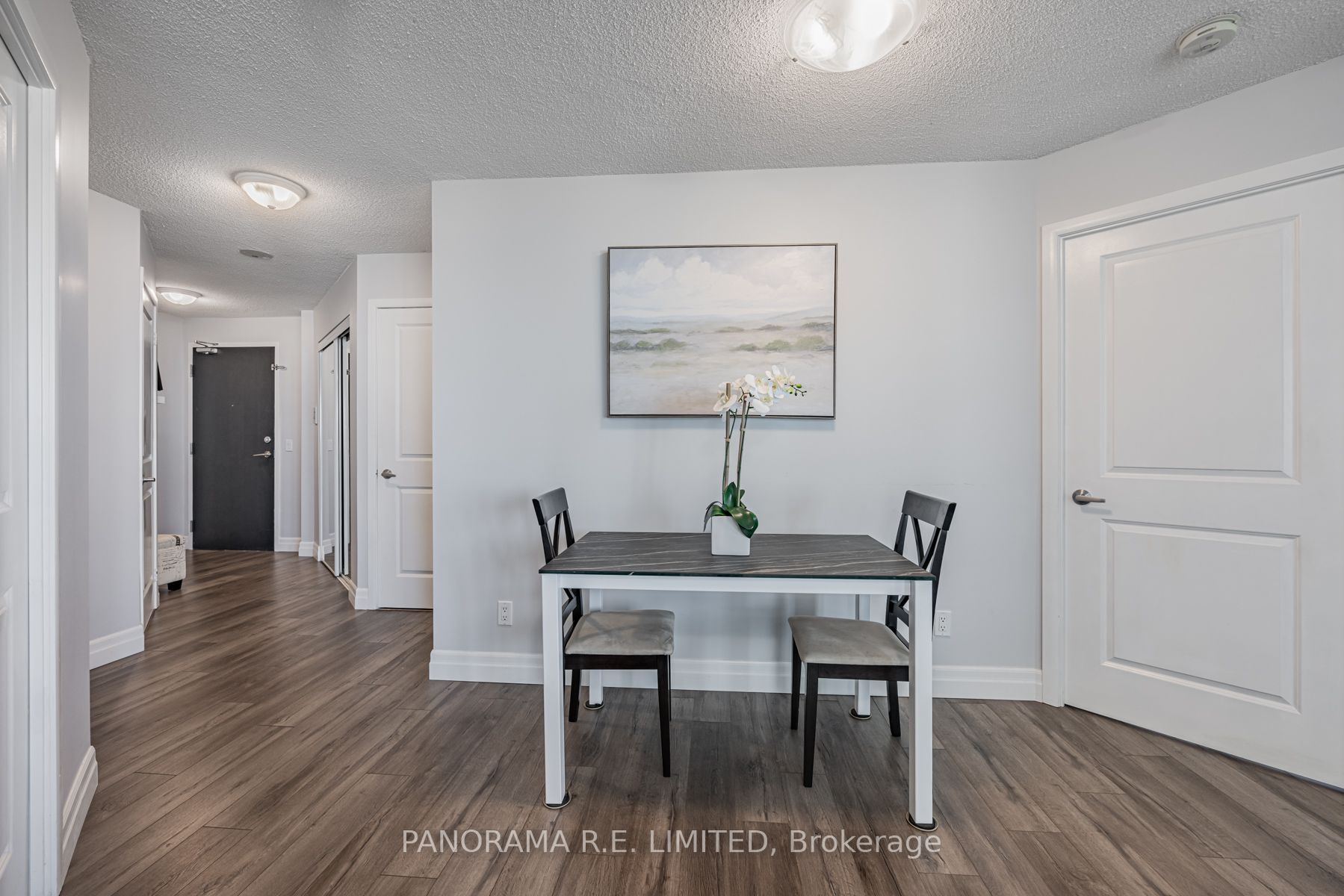 225 Sherway Gardens Rd, #805