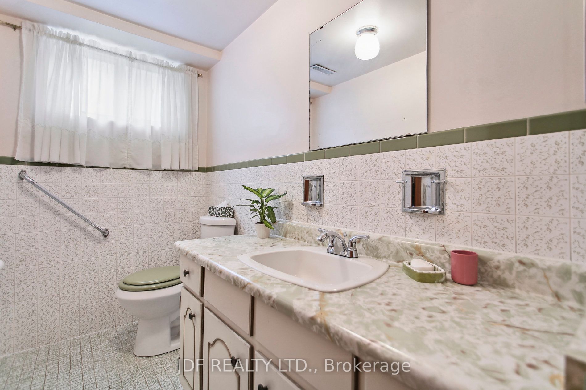 55 St Georges Blvd