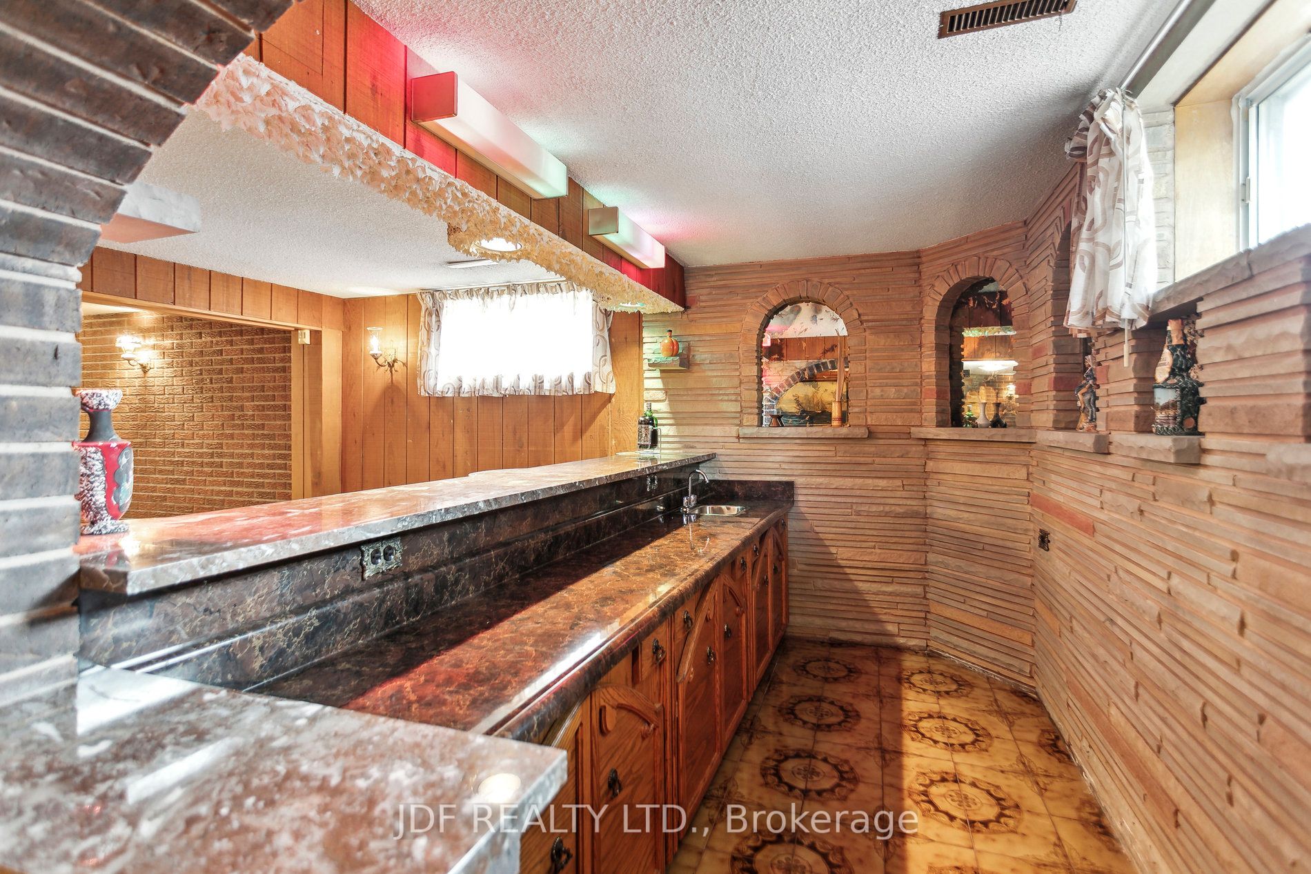 55 St Georges Blvd
