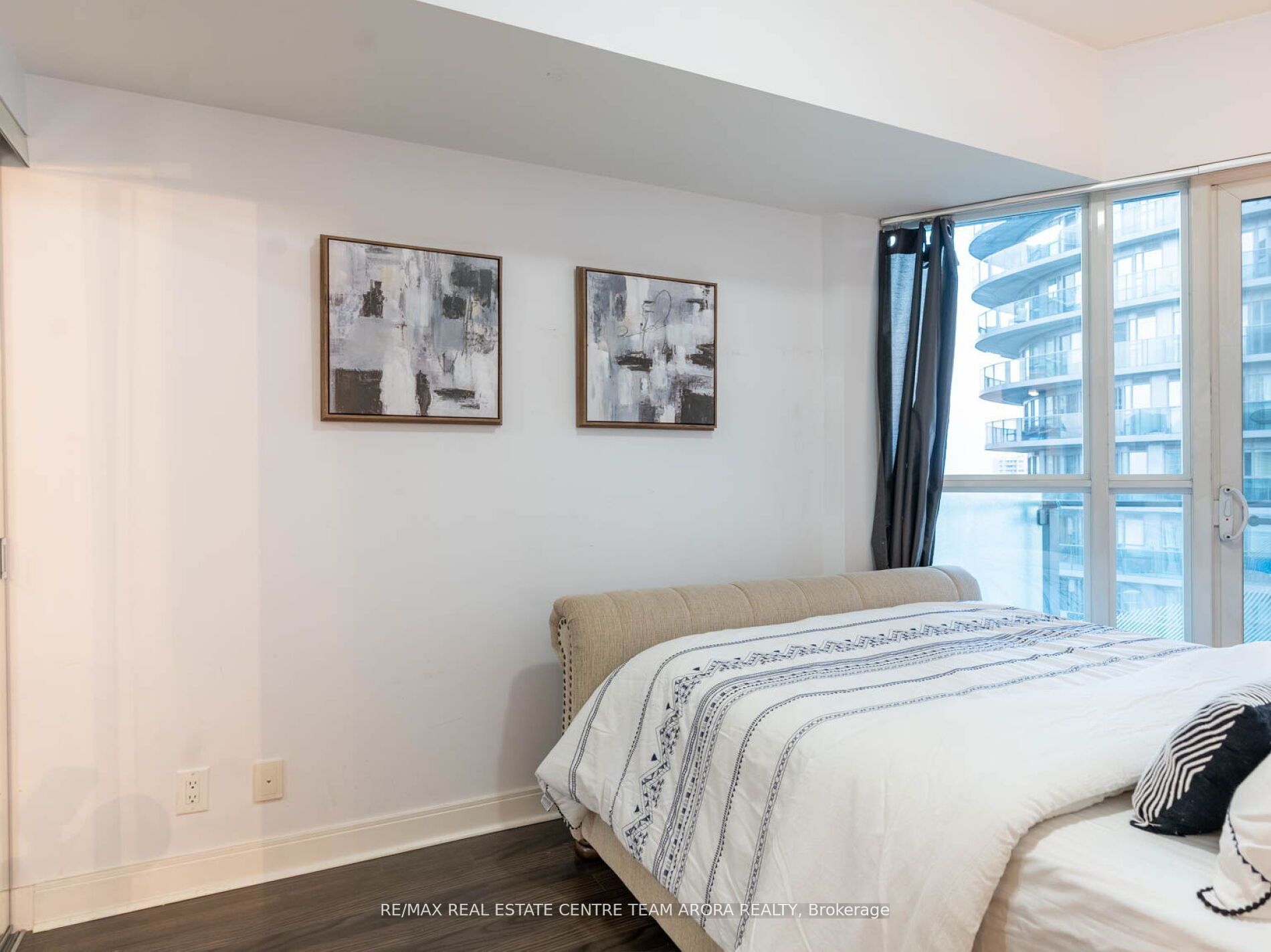 50 Absolute Ave, #1604