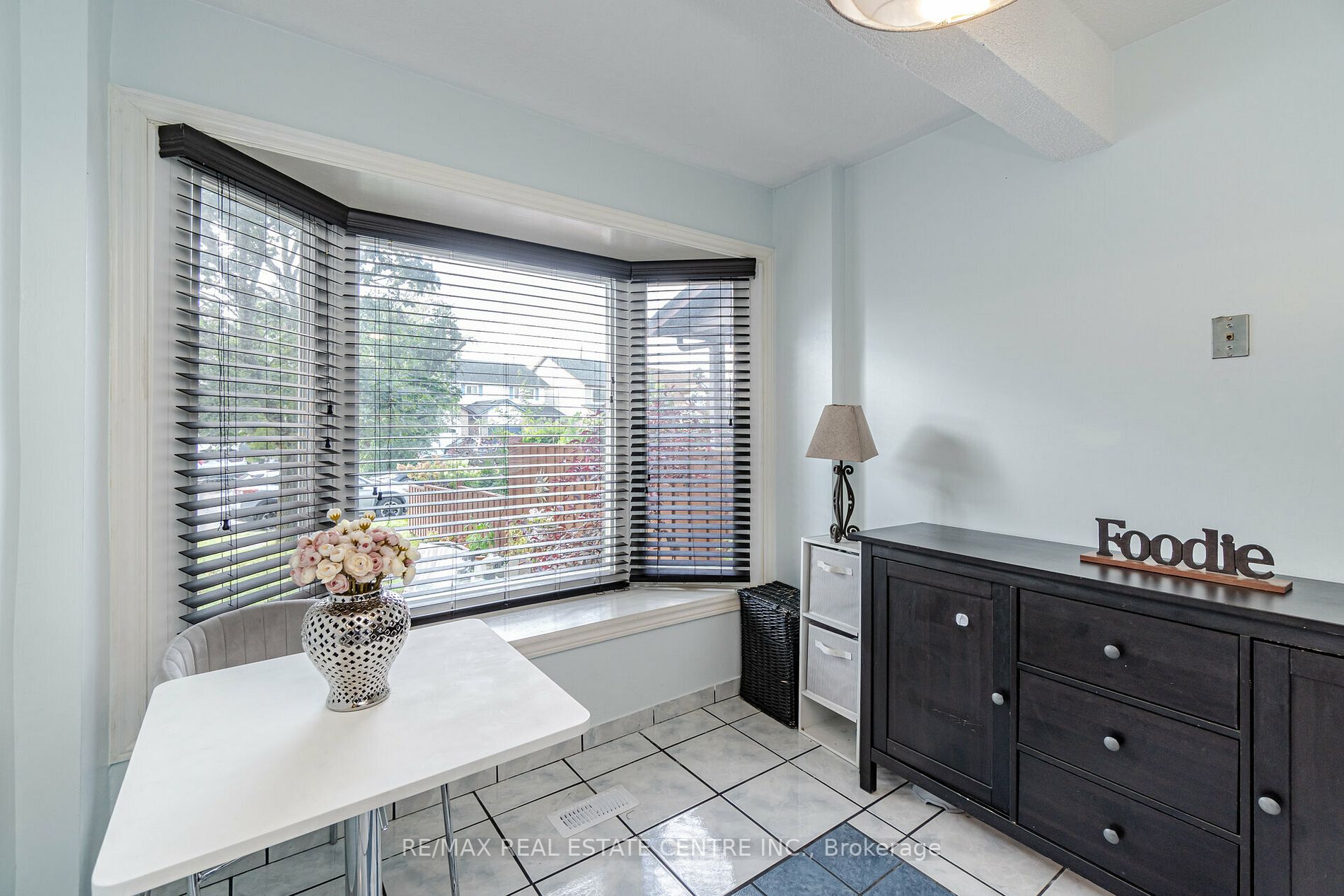 17 Wolverton Cres