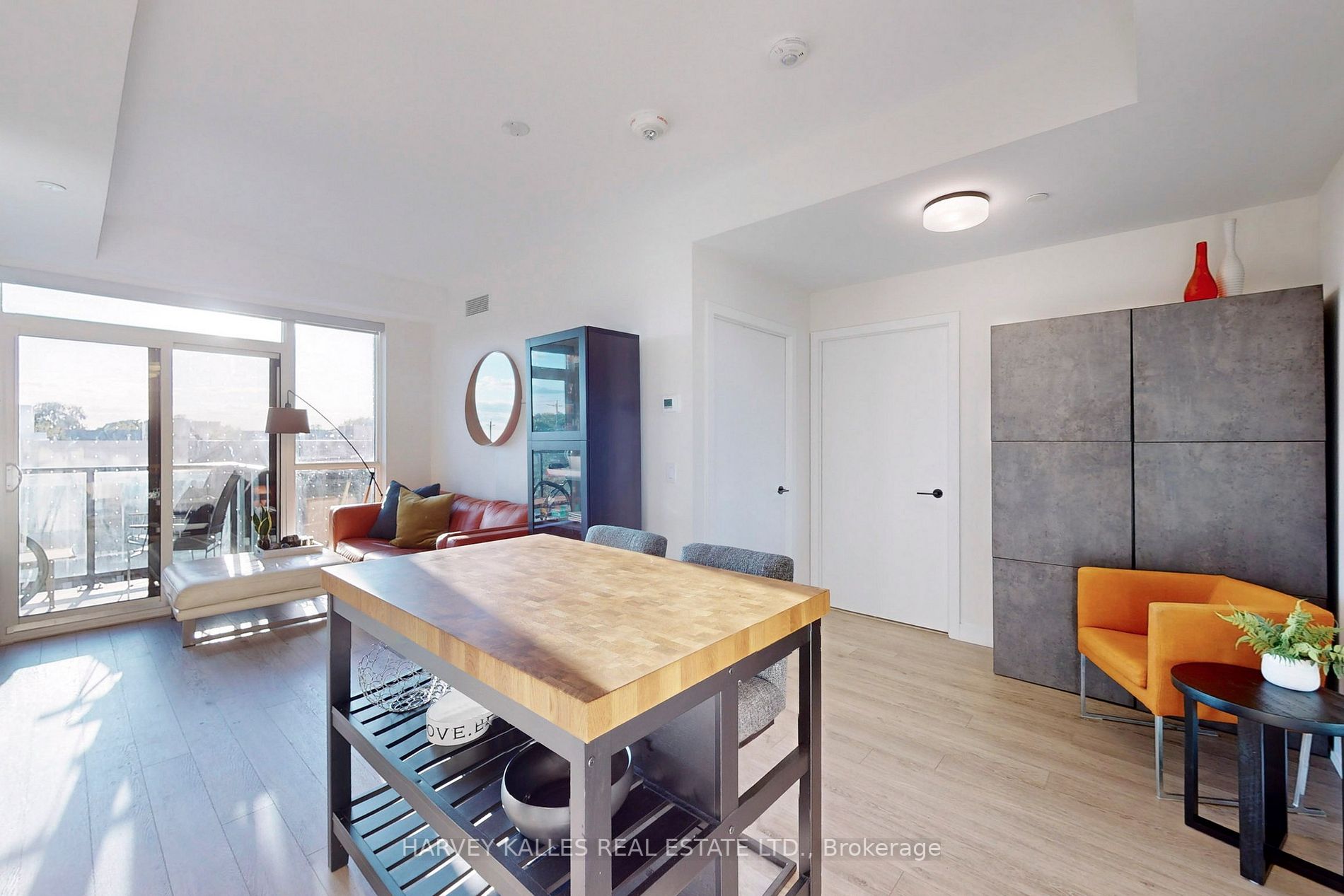 2300 St. Clair Ave W, #301