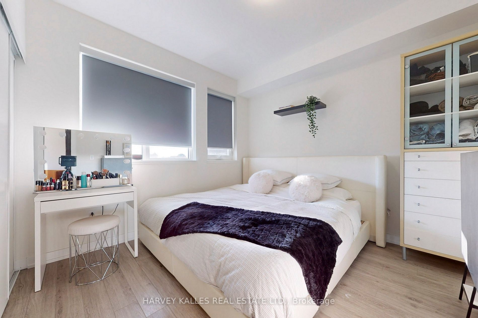 2300 St. Clair Ave W, #301