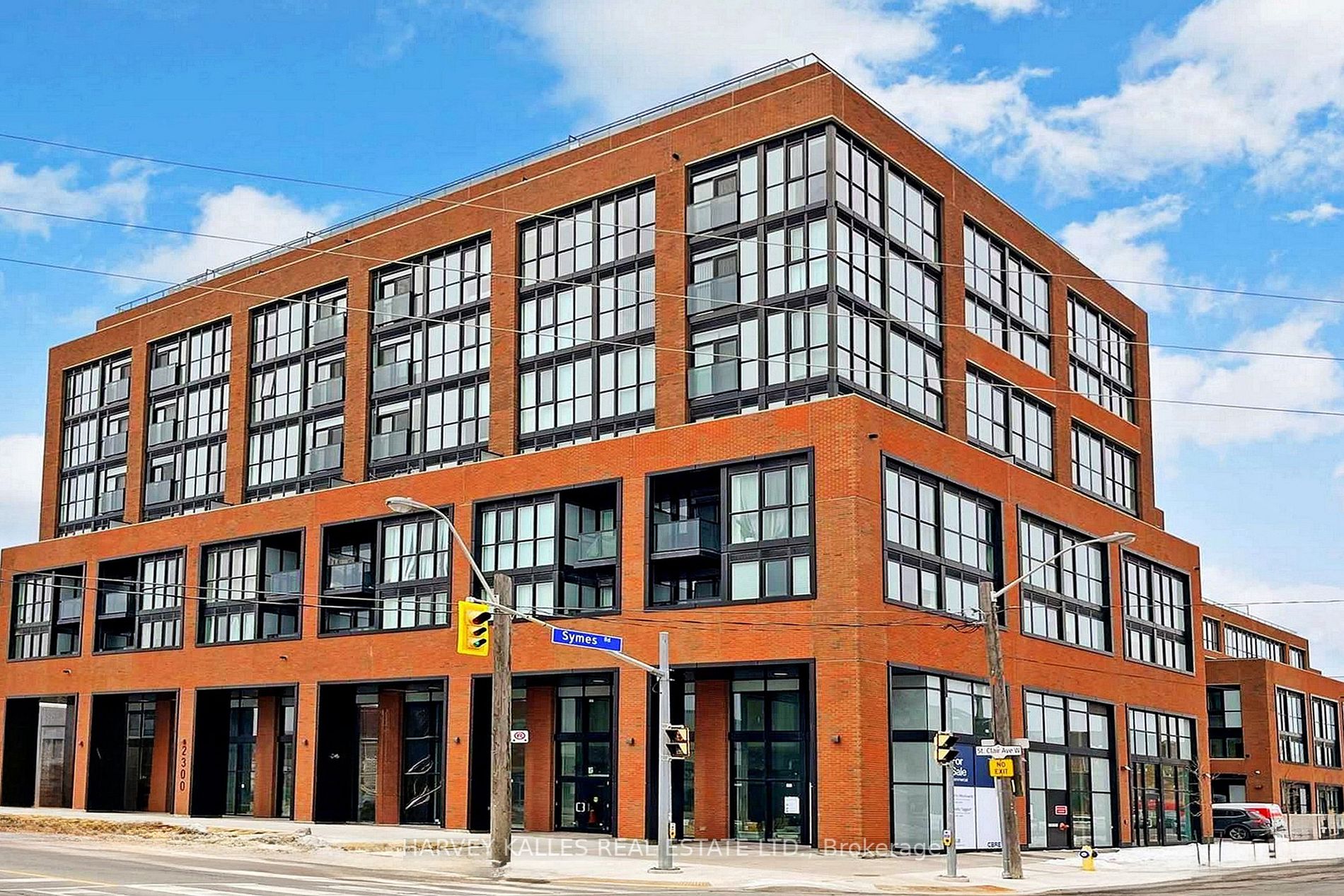 2300 St. Clair Ave W, #301